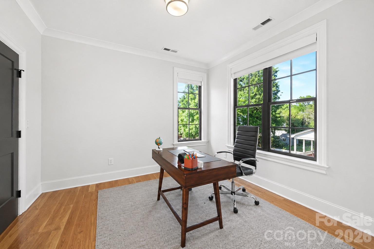 187 N Canterbury Road — Charlotte