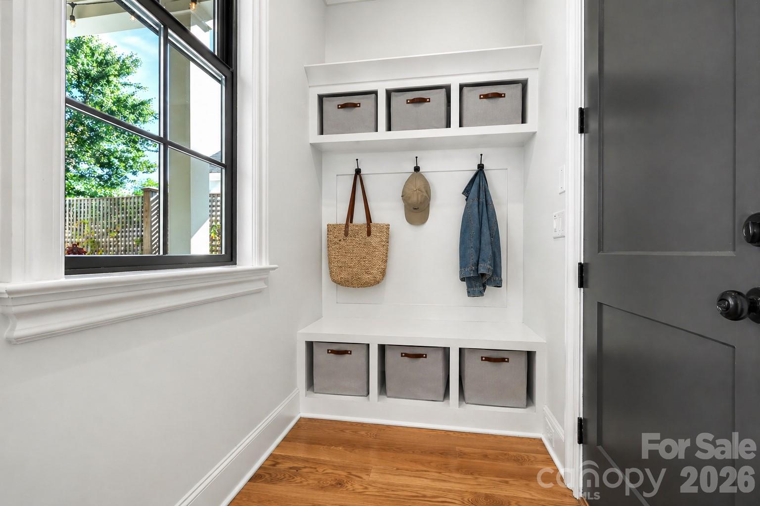187 N Canterbury Road — Charlotte
