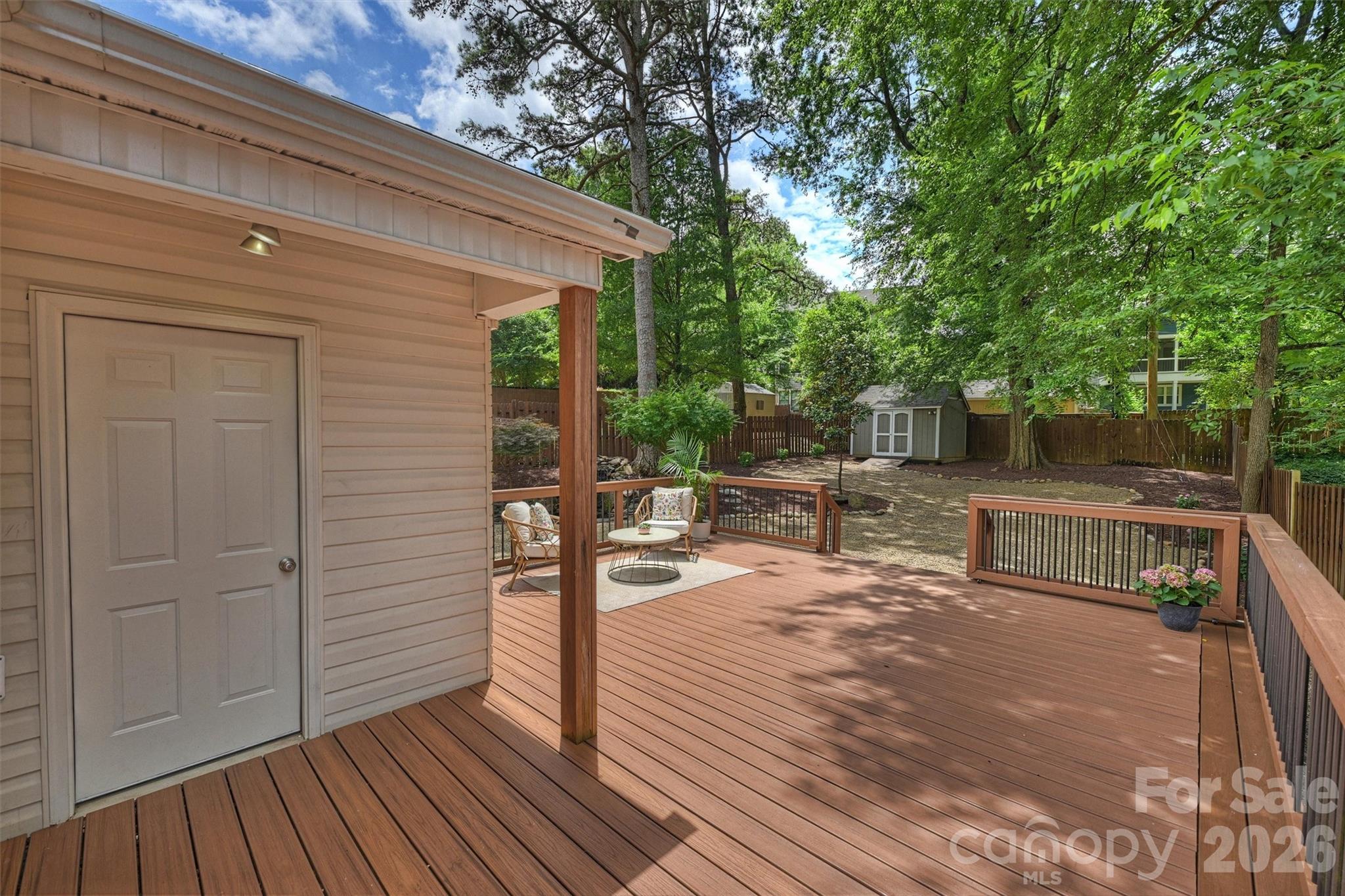 827 Spruce Street — Charlotte