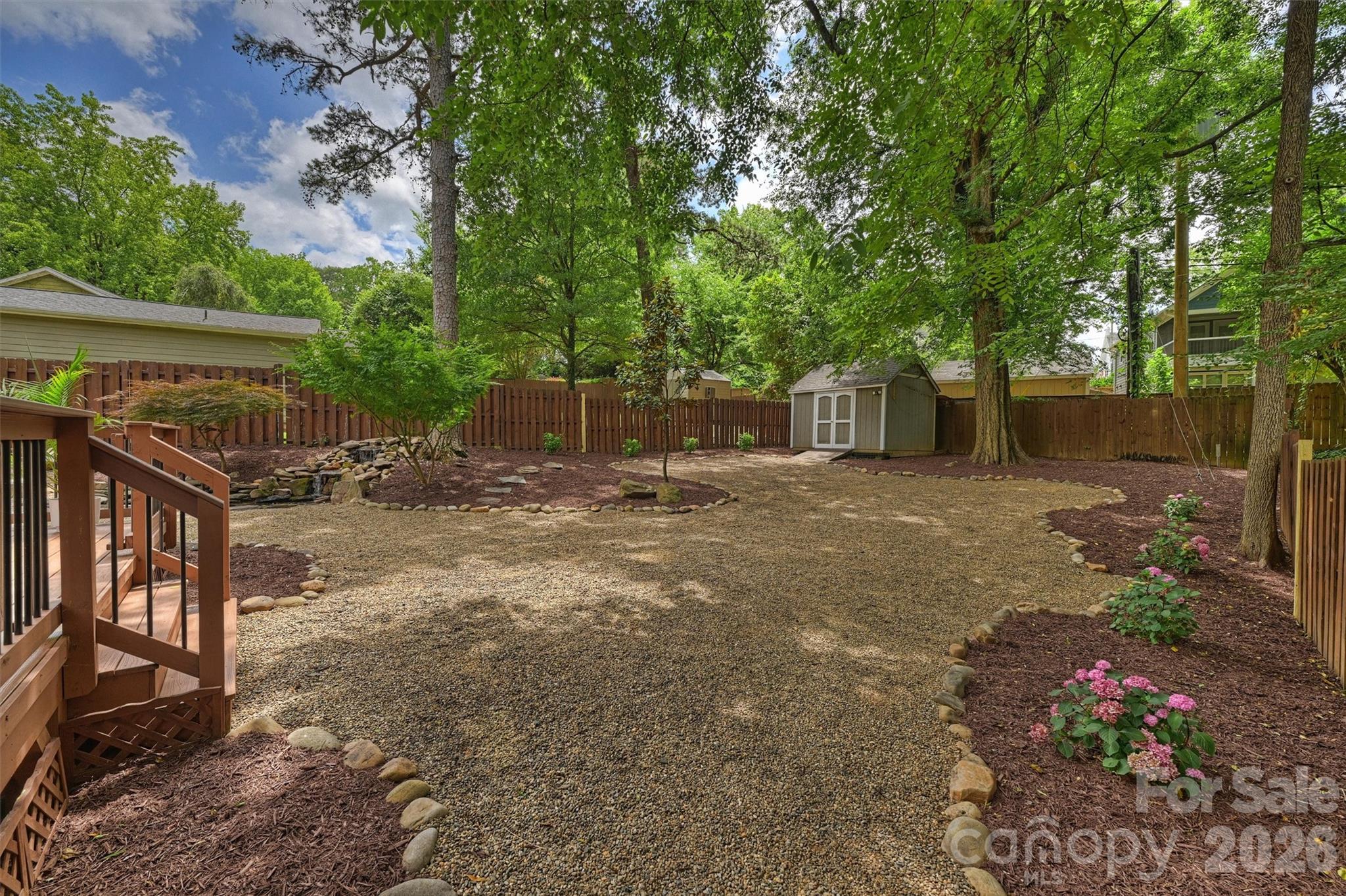 827 Spruce Street — Charlotte
