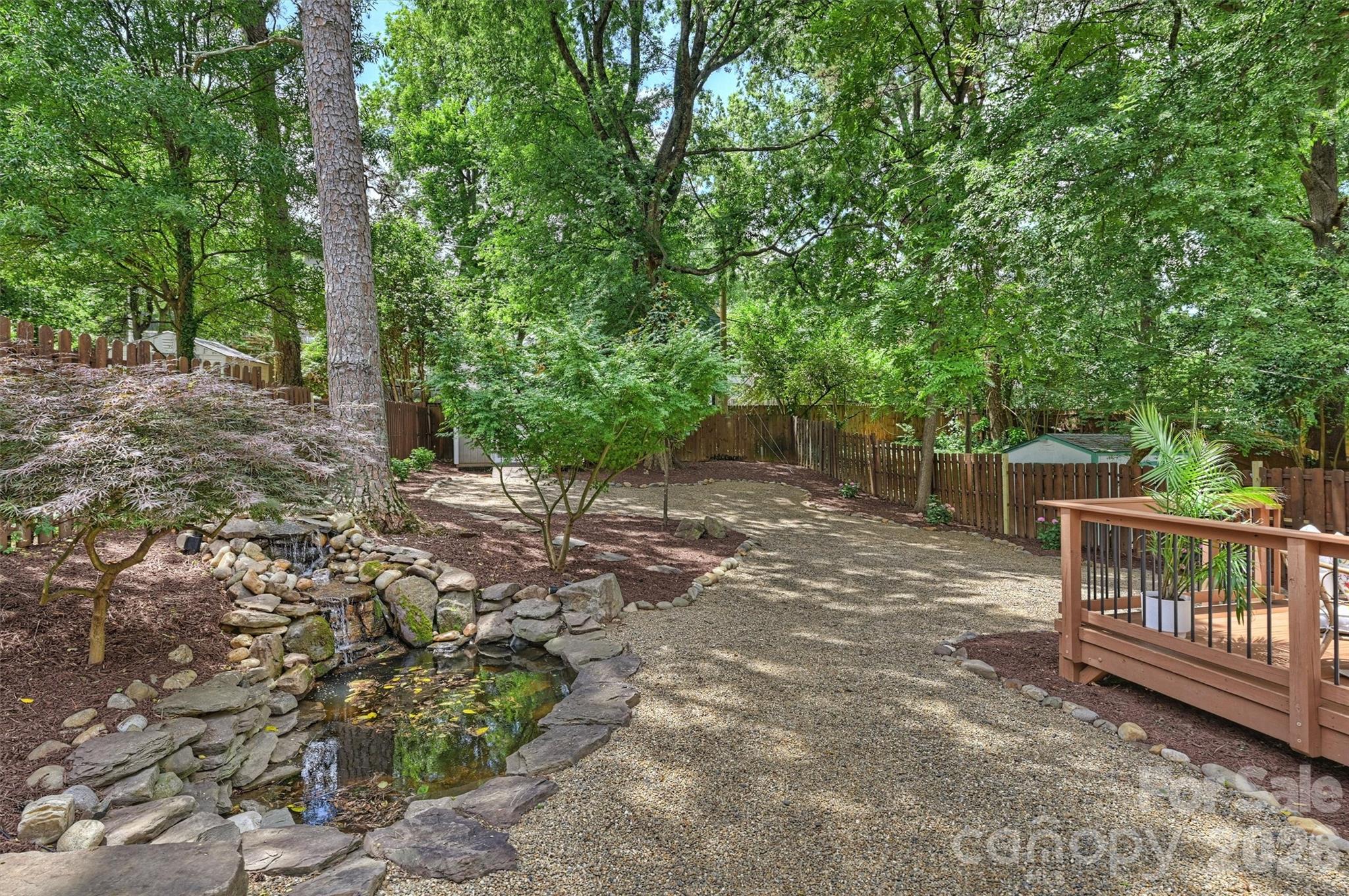 827 Spruce Street — Charlotte