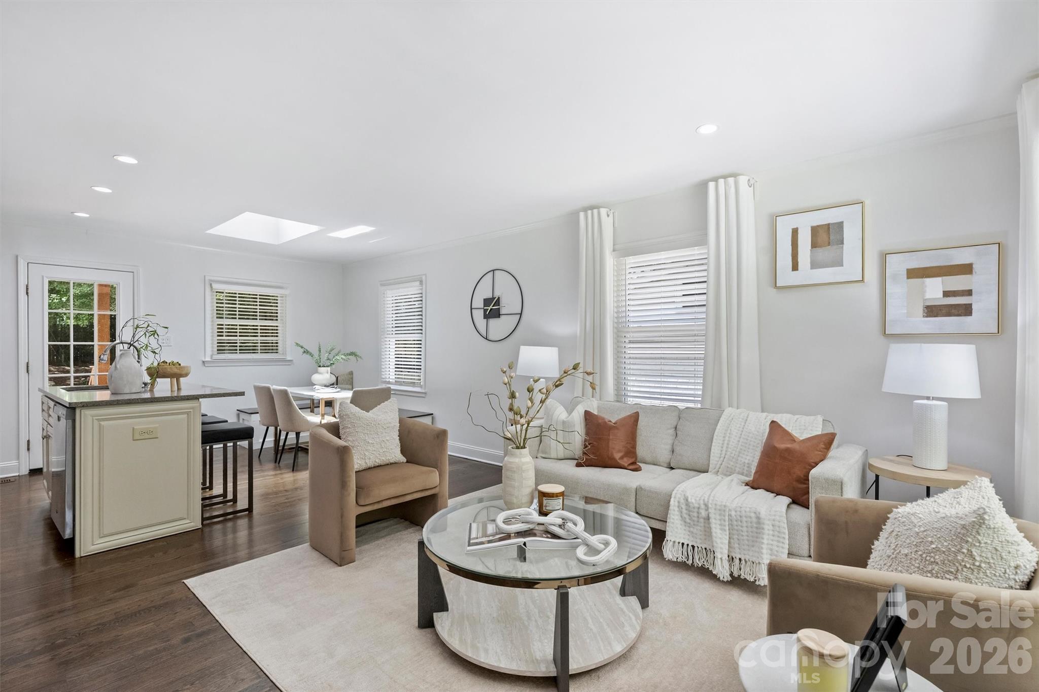 827 Spruce Street — Charlotte