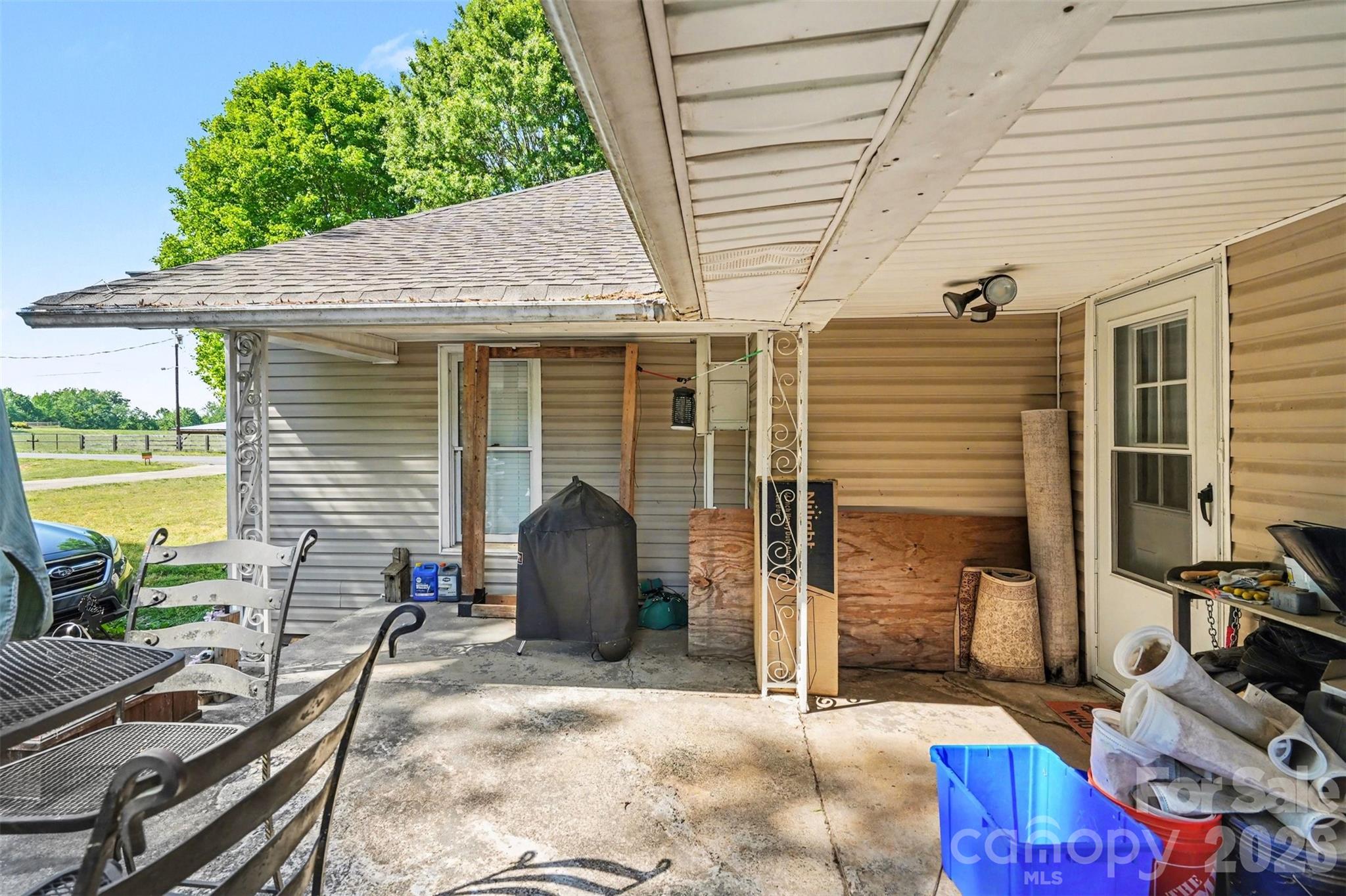 6805 Lackey Road — Vale
