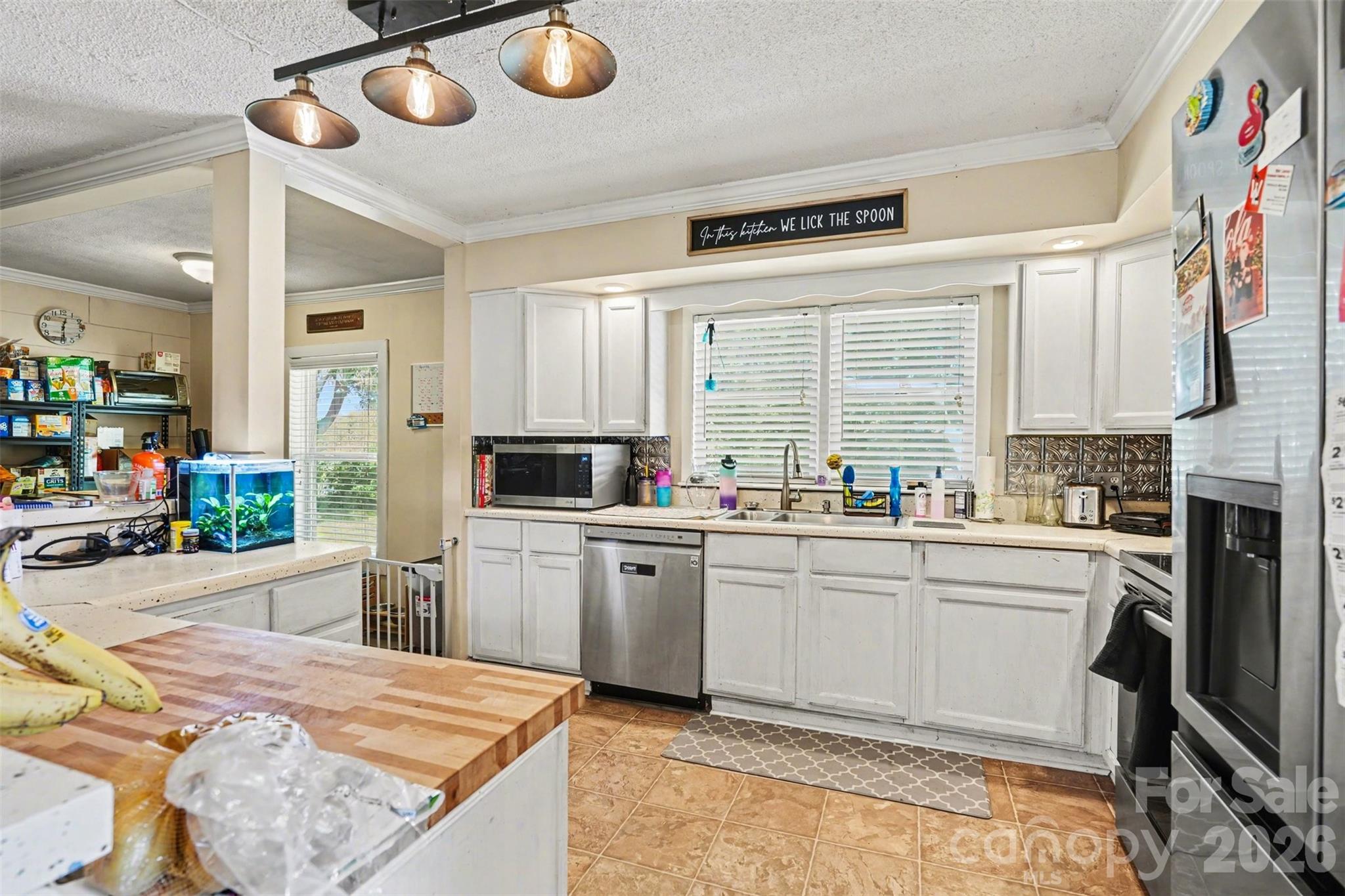 6805 Lackey Road — Vale