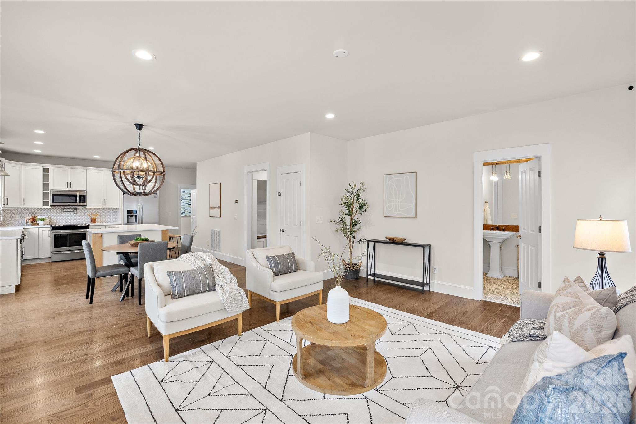 15723 Taviston Street — Huntersville