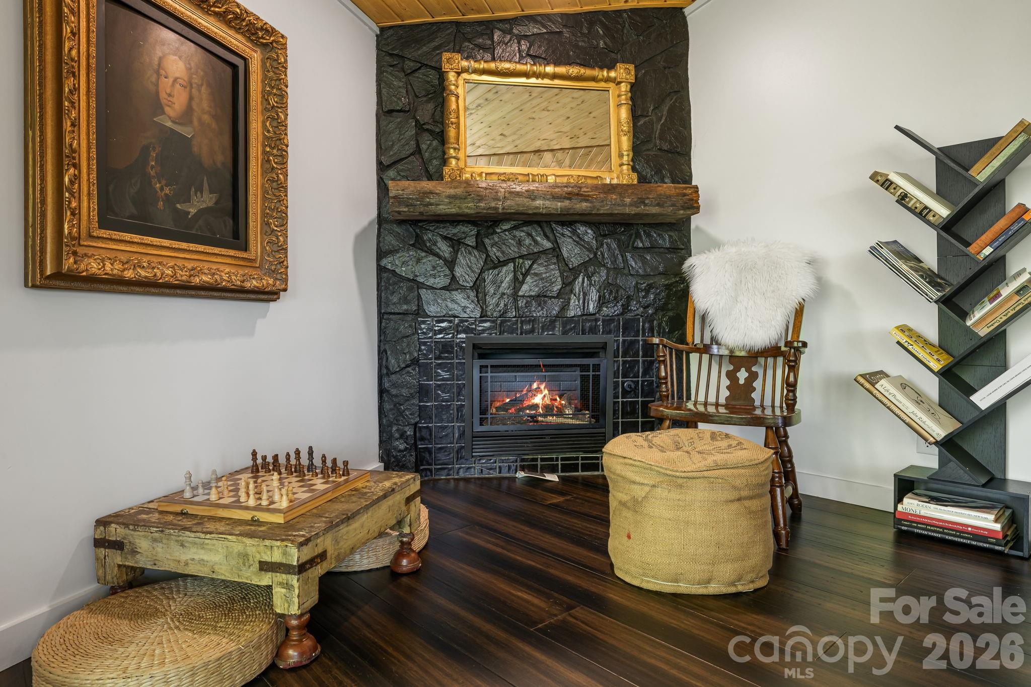 1 Patton Circle — Asheville