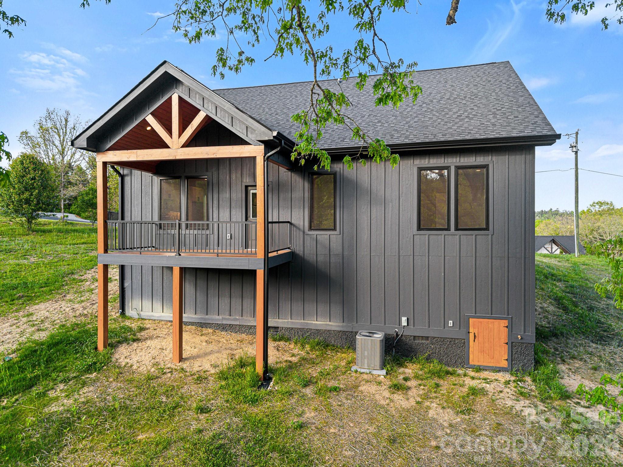 40 Firefly Ridge Trail — Alexander