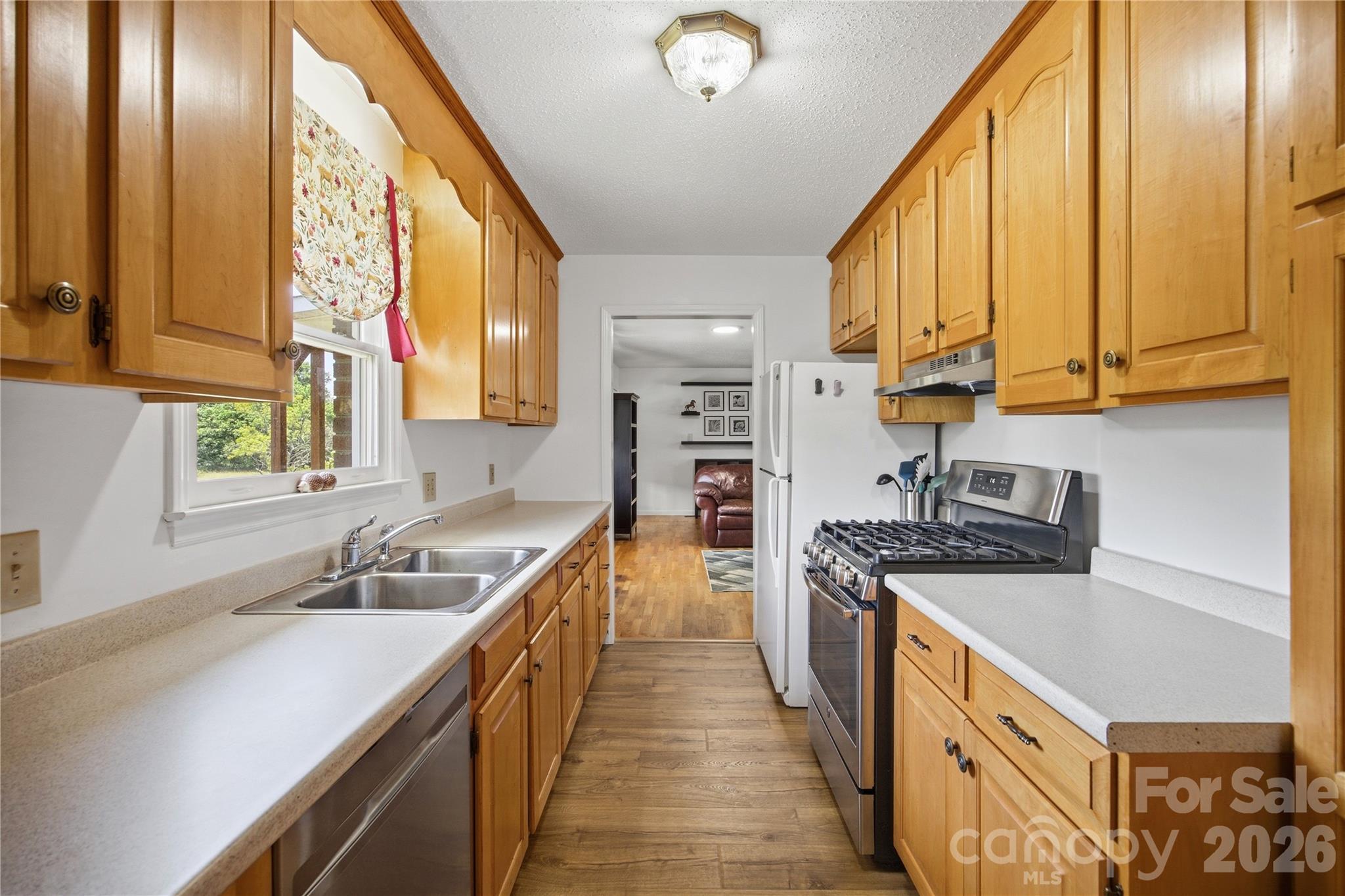 144 Wooten Farm Road — Statesville