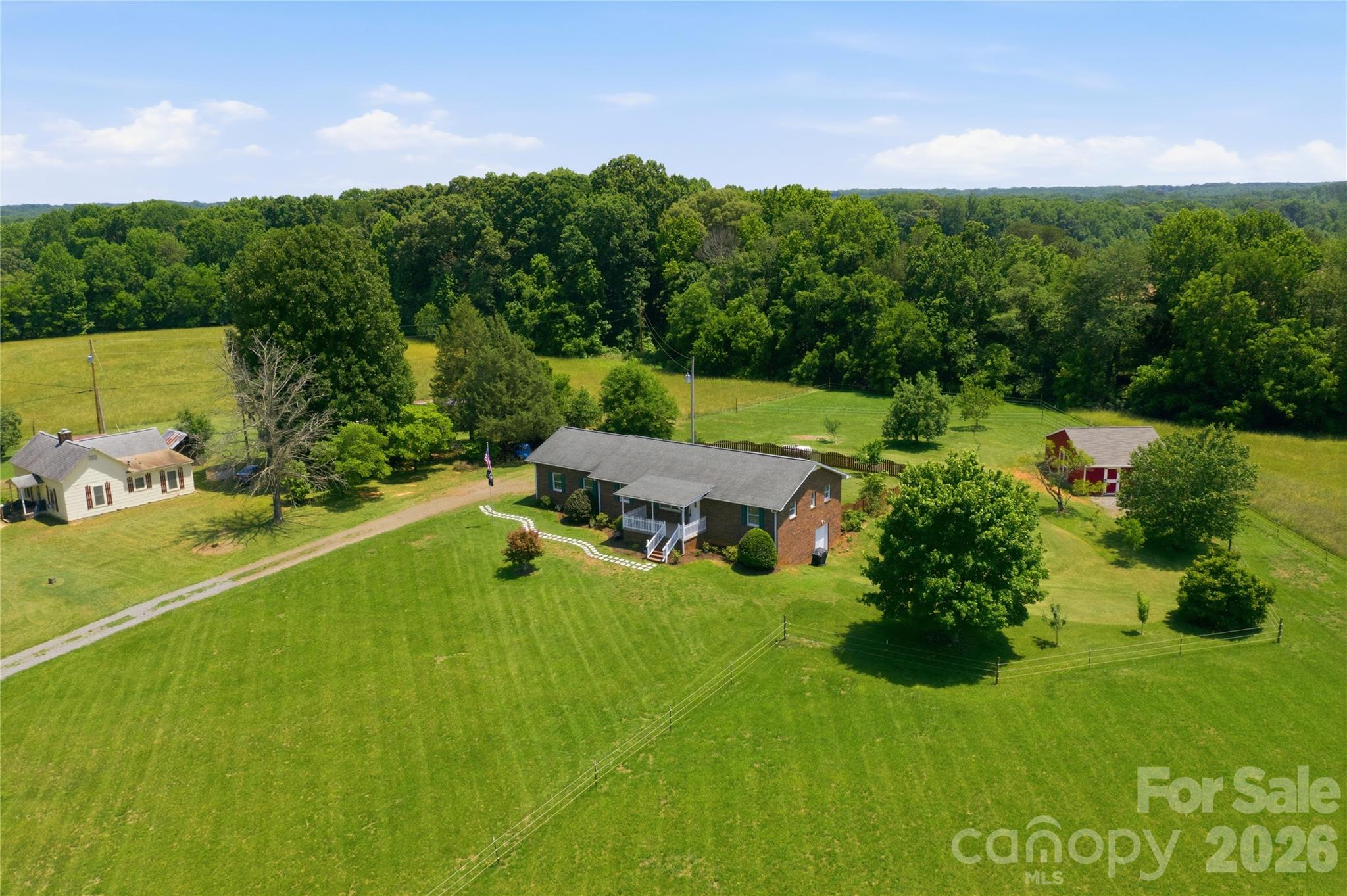 144 Wooten Farm Road — Statesville