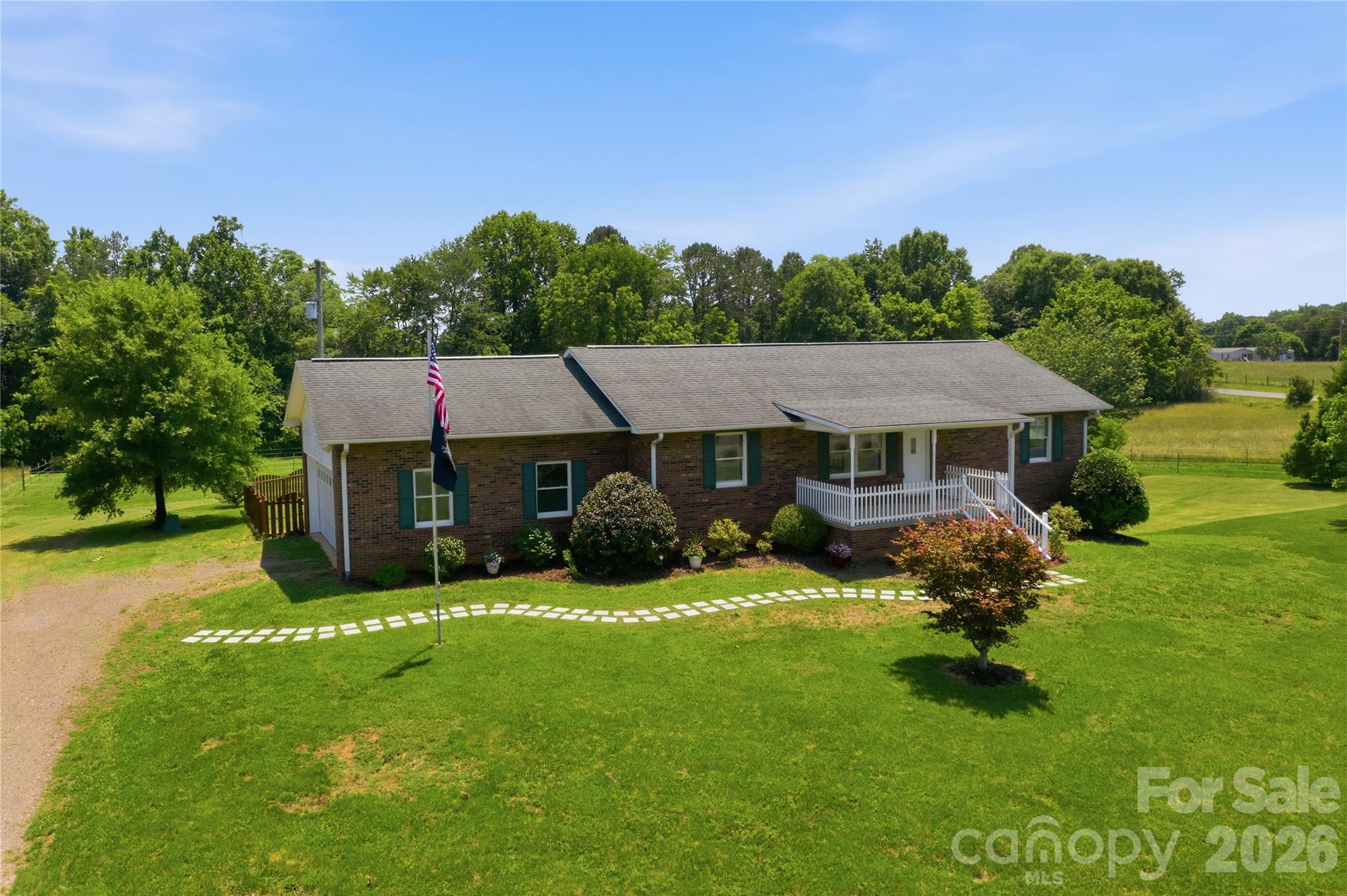 144 Wooten Farm Road — Statesville