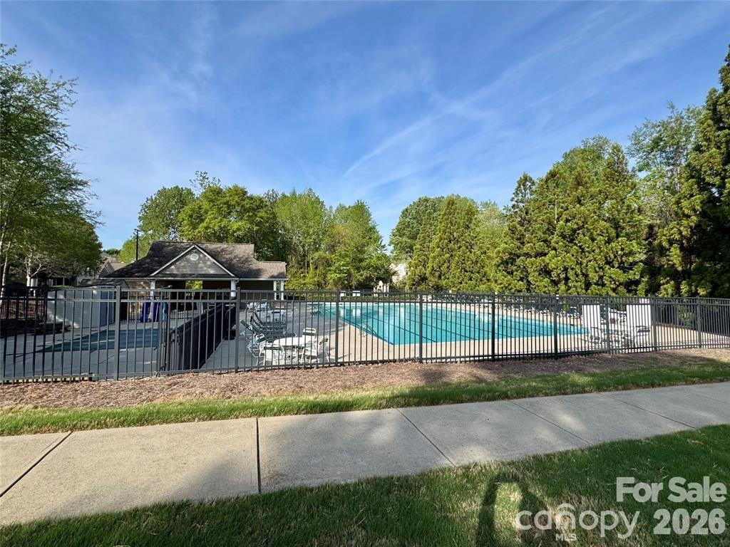 10234 Tintinhull Drive — Fort Mill