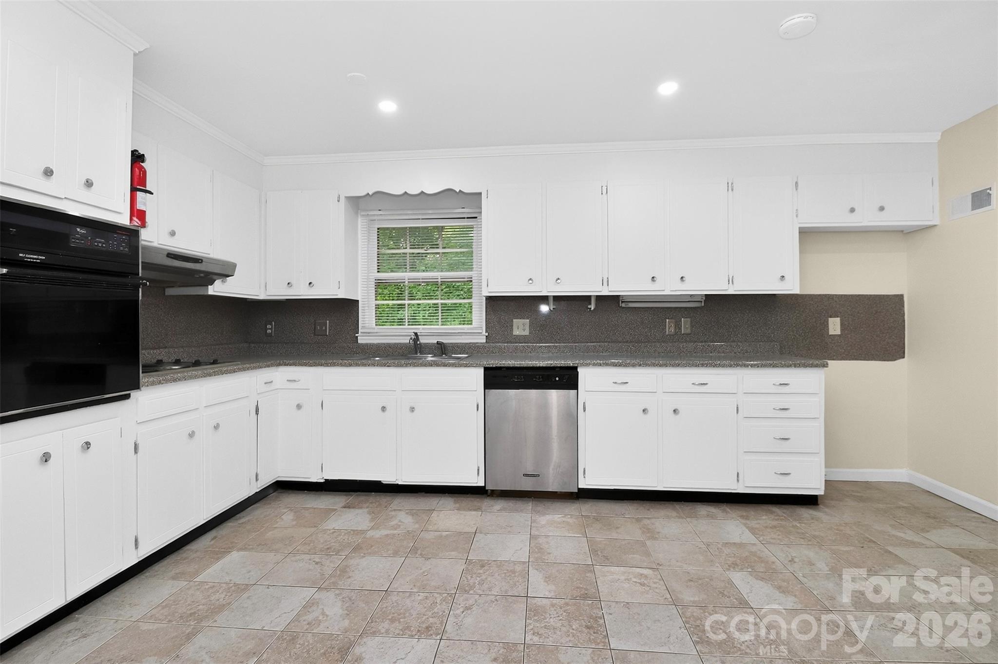 7007 Crossridge Road — Charlotte