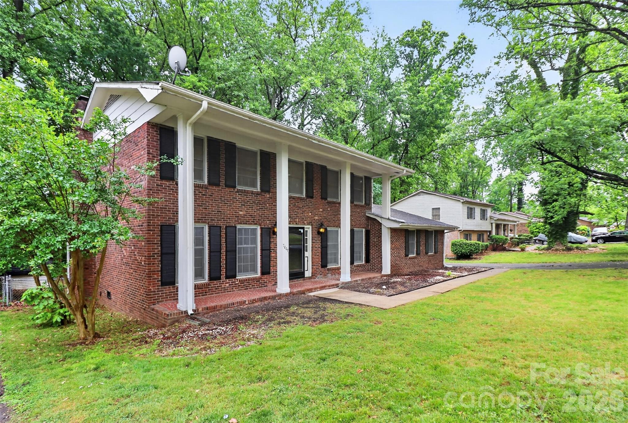 7007 Crossridge Road — Charlotte