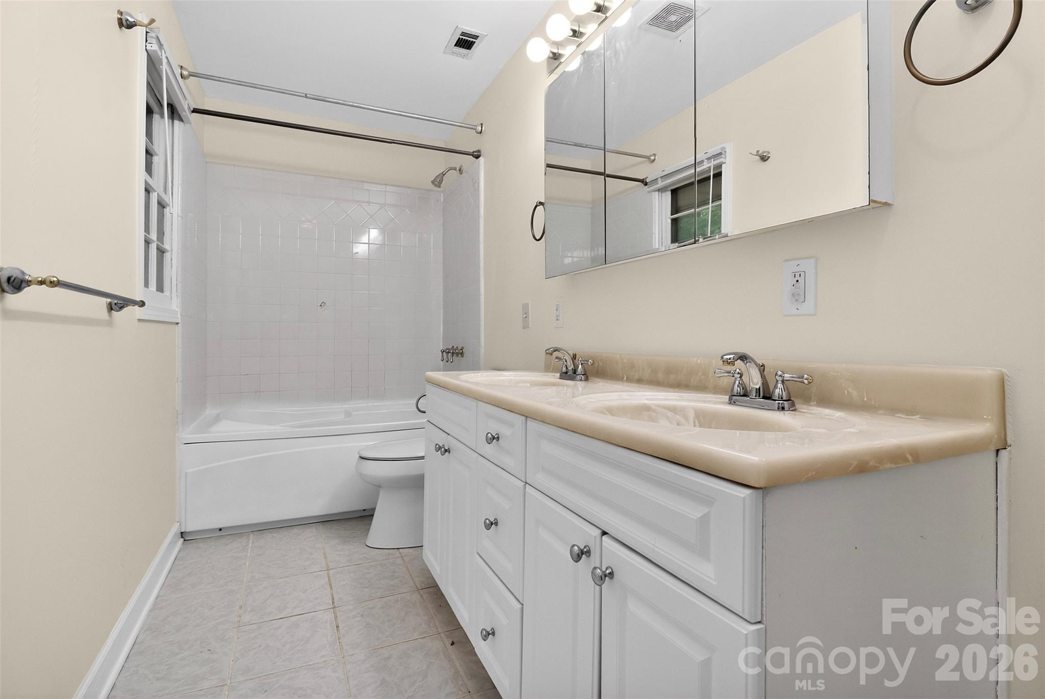 7007 Crossridge Road — Charlotte