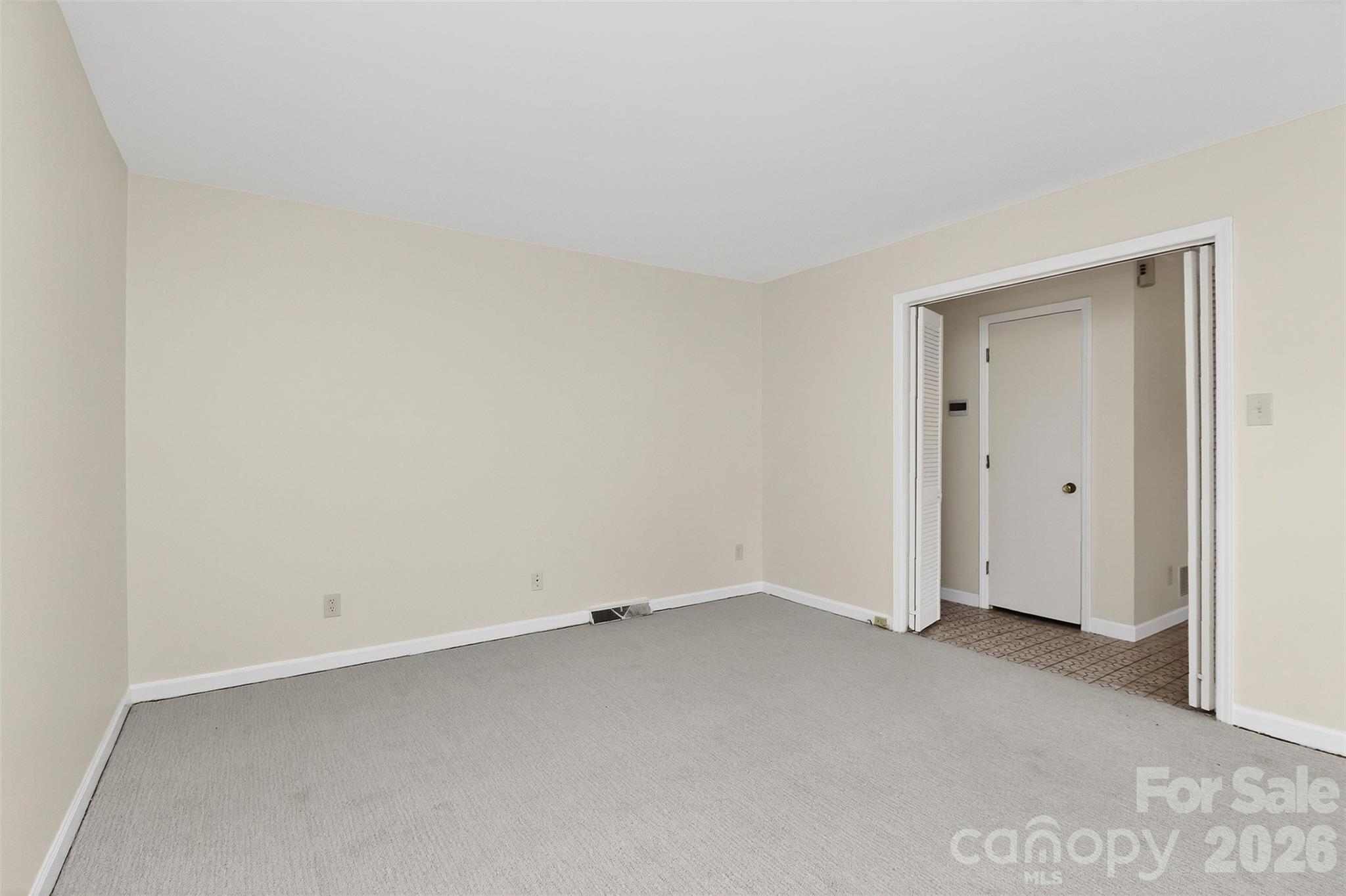 7007 Crossridge Road — Charlotte