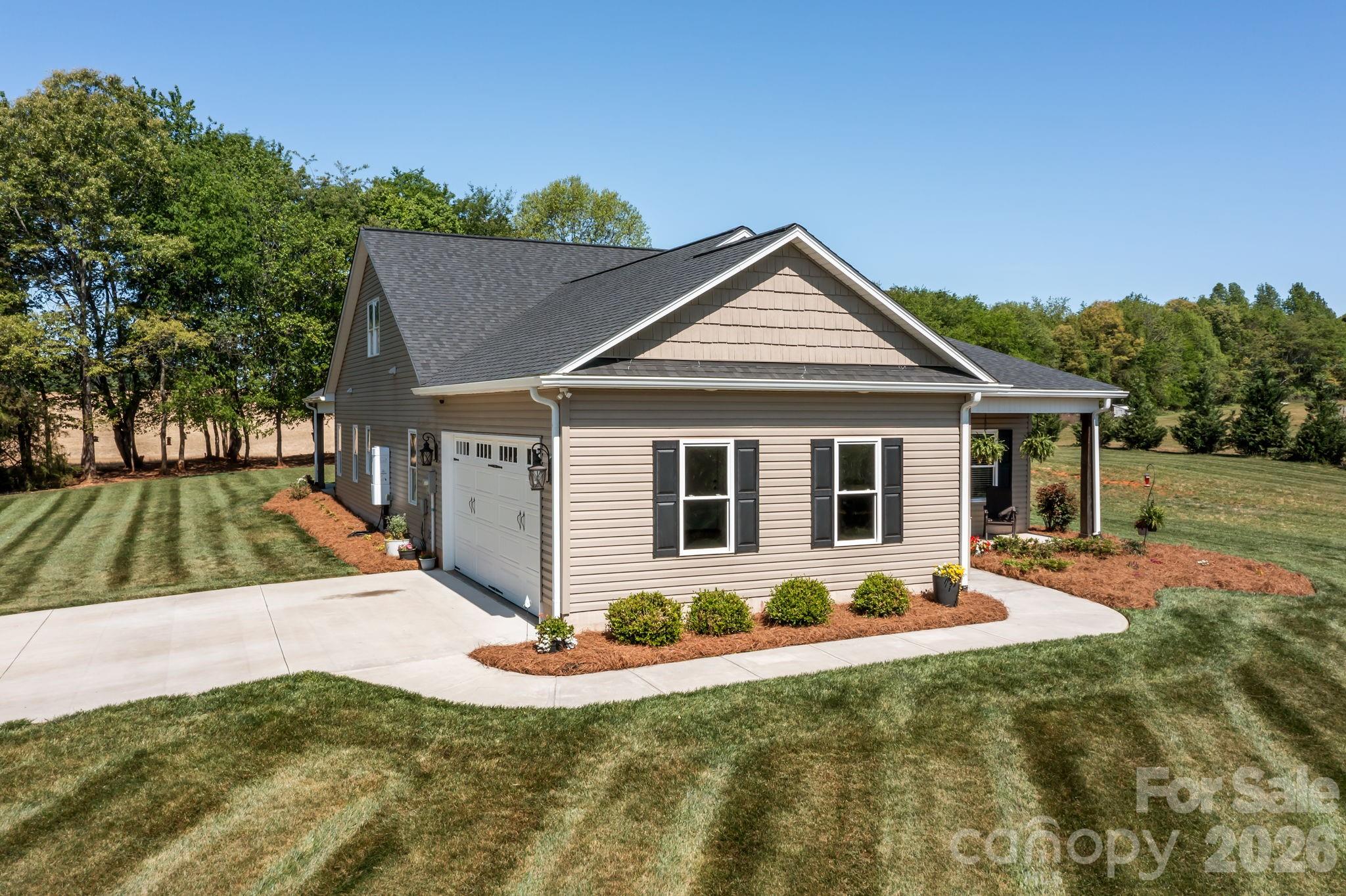 147 Haystack Lane — Olin