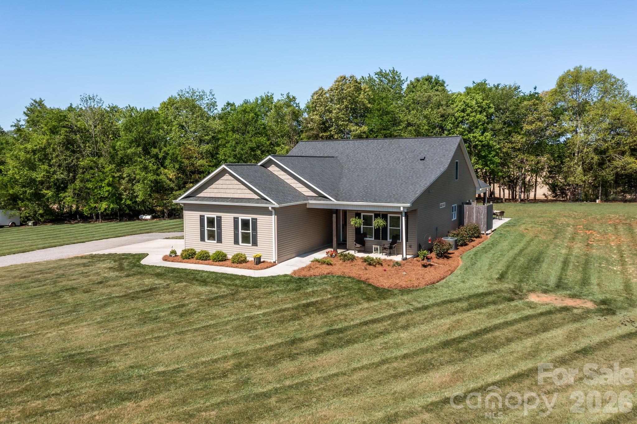 147 Haystack Lane — Olin