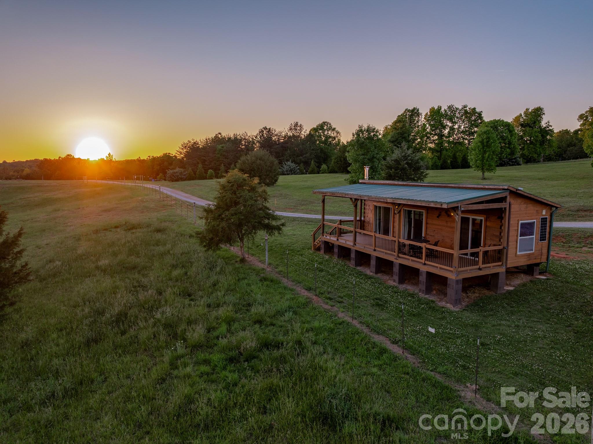 8088 Kays Drive — York