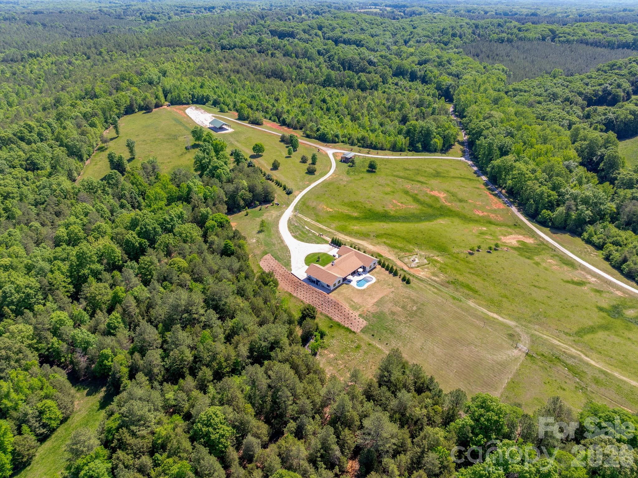8088 Kays Drive — York