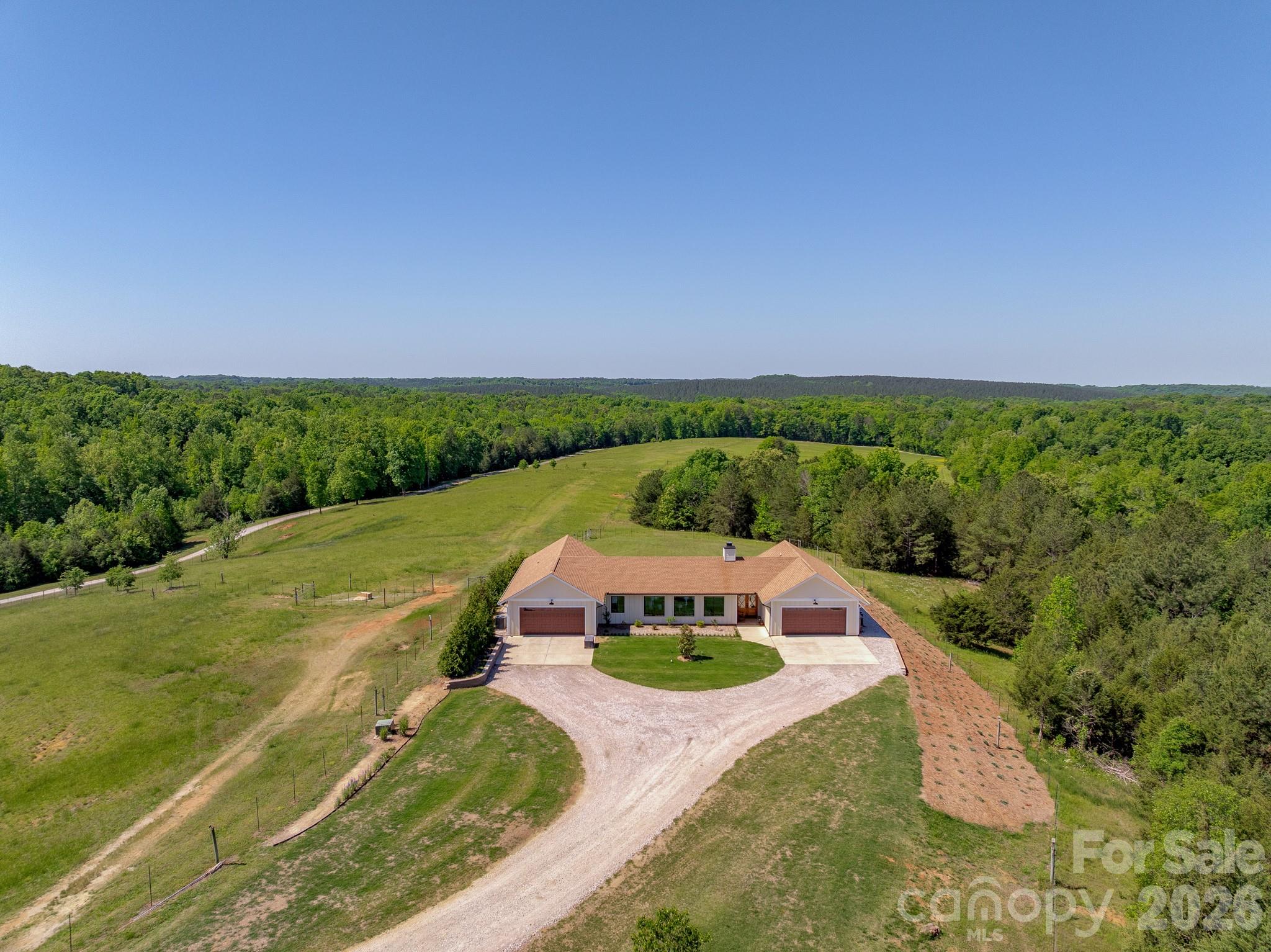 8088 Kays Drive — York
