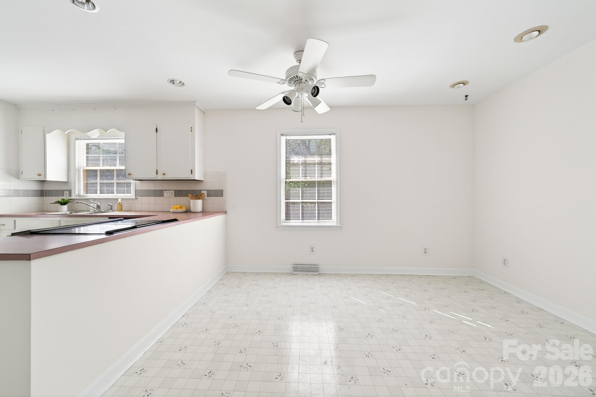 7516 Watercrest Road — Charlotte
