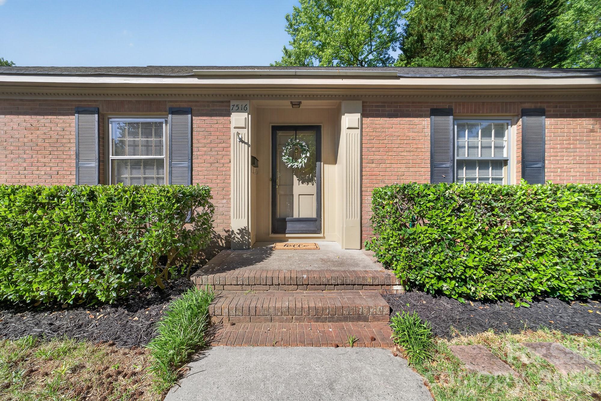 7516 Watercrest Road — Charlotte