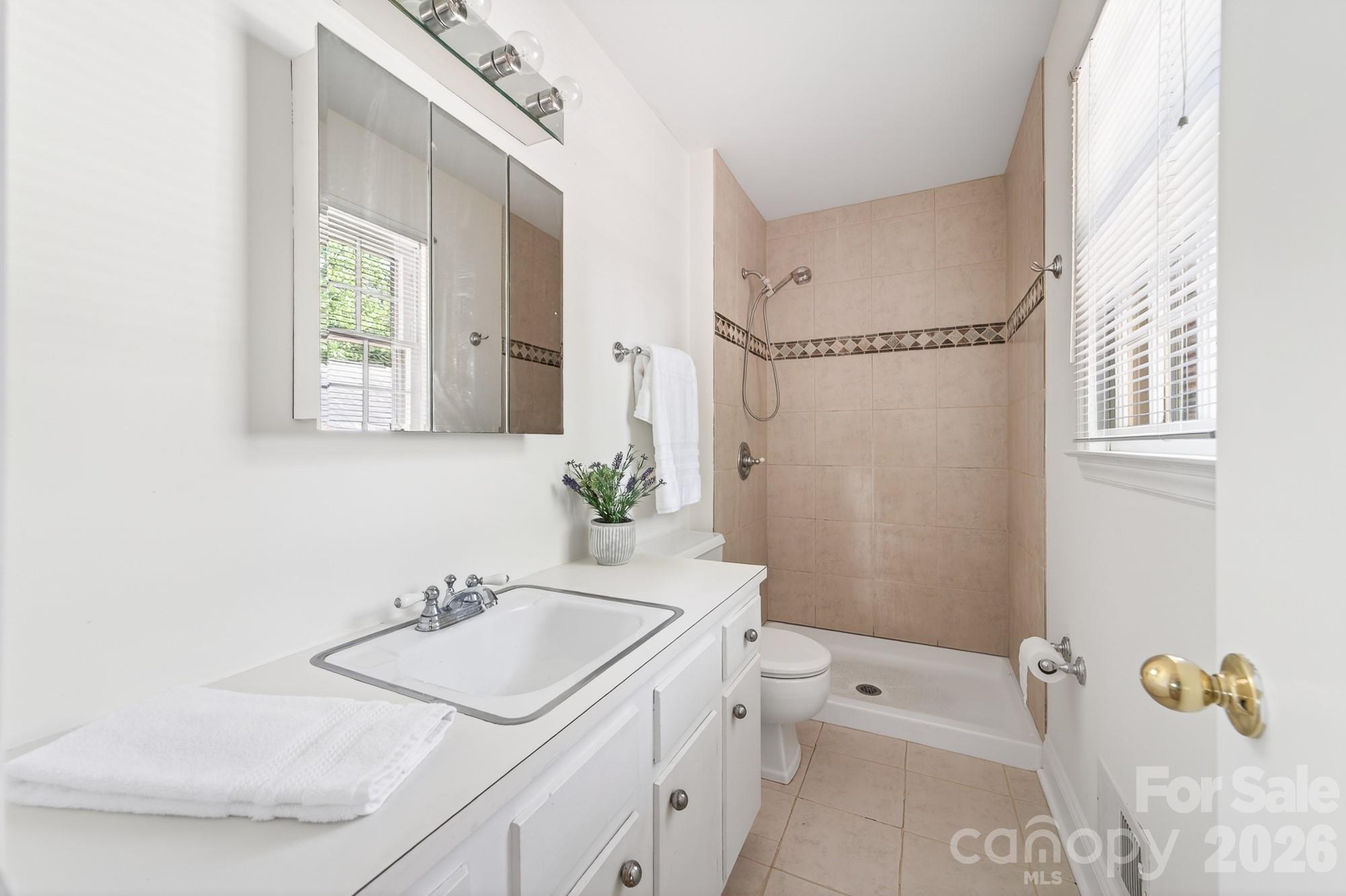 7516 Watercrest Road — Charlotte