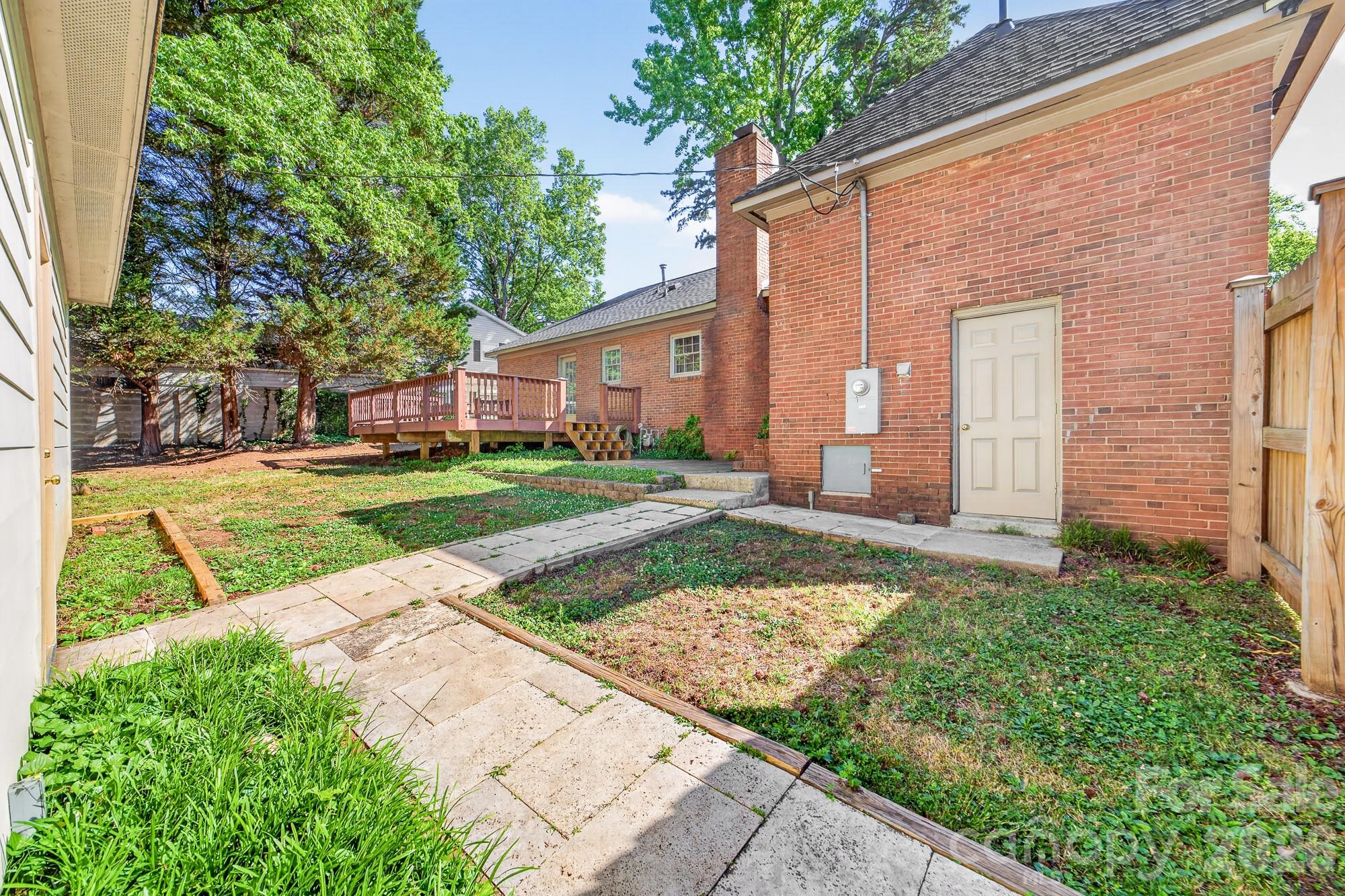 7516 Watercrest Road — Charlotte
