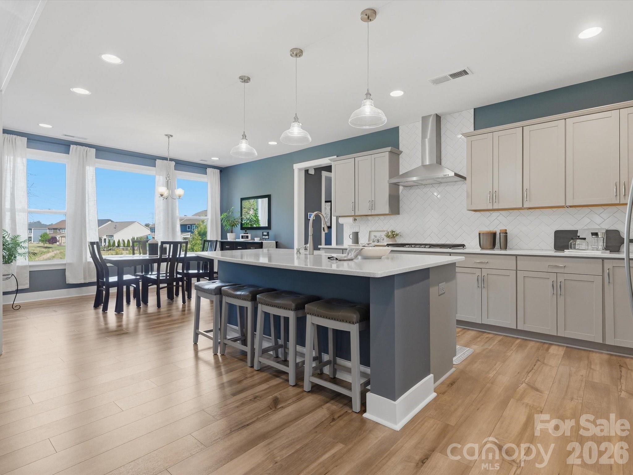 2526 Paddlers Cove Drive — Clover
