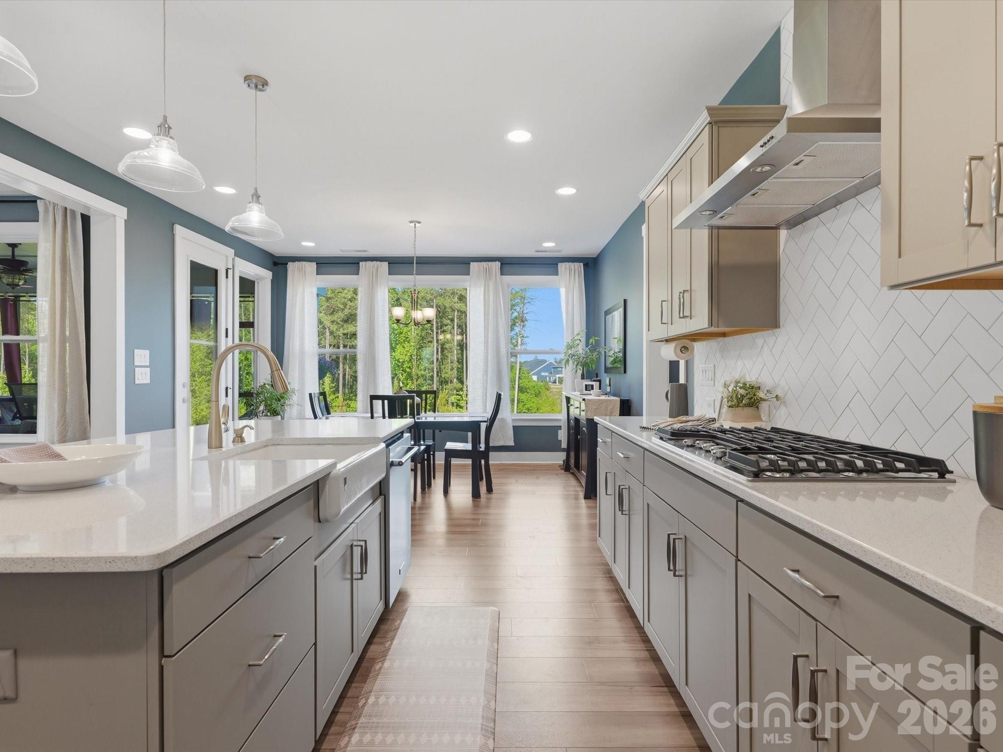 2526 Paddlers Cove Drive — Clover