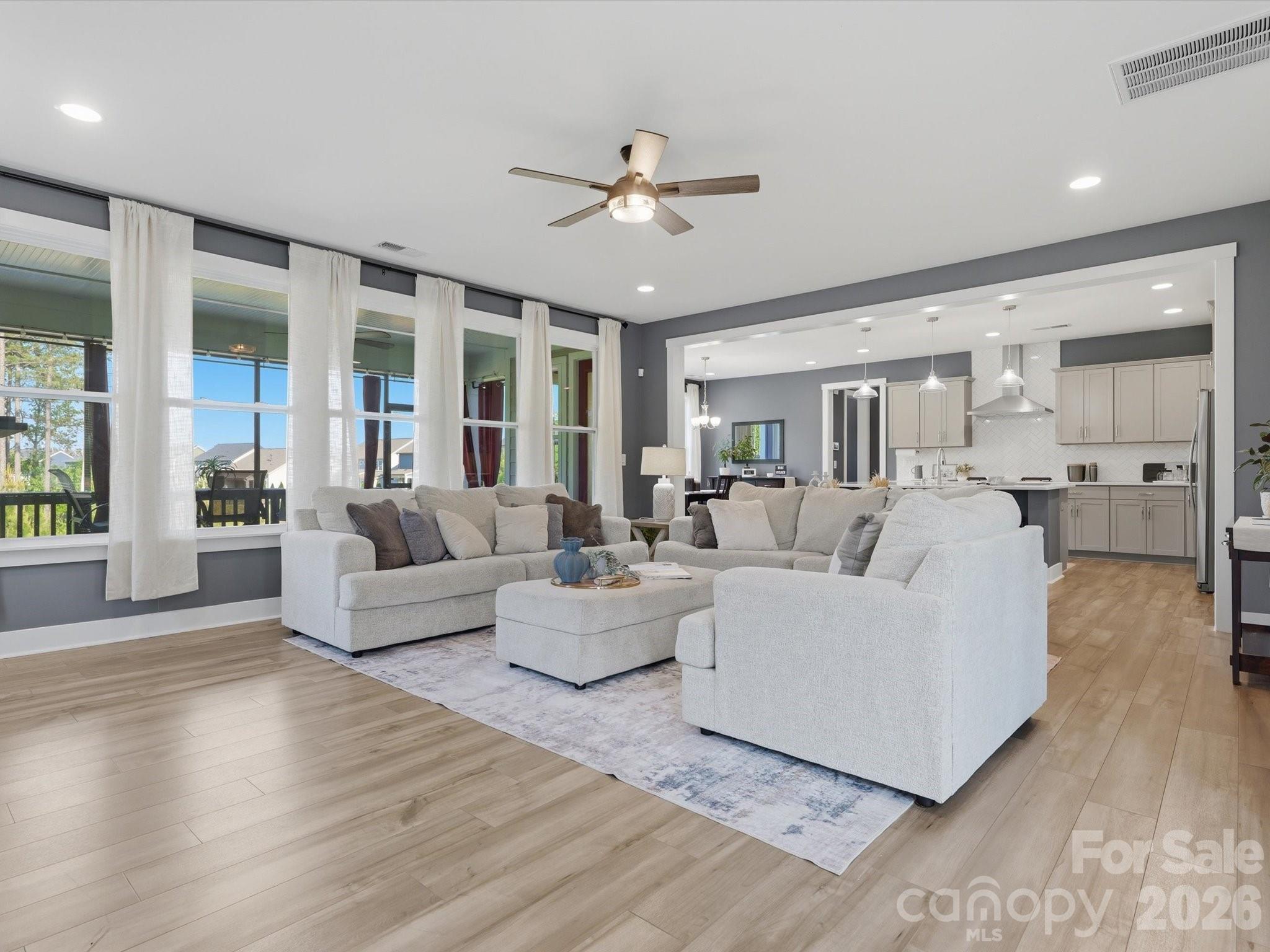 2526 Paddlers Cove Drive — Clover