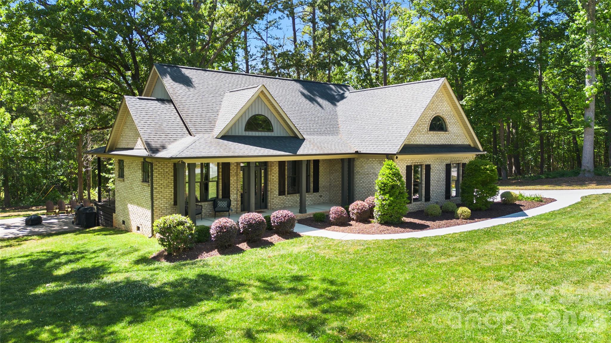 10430 Connell Road — Mint Hill