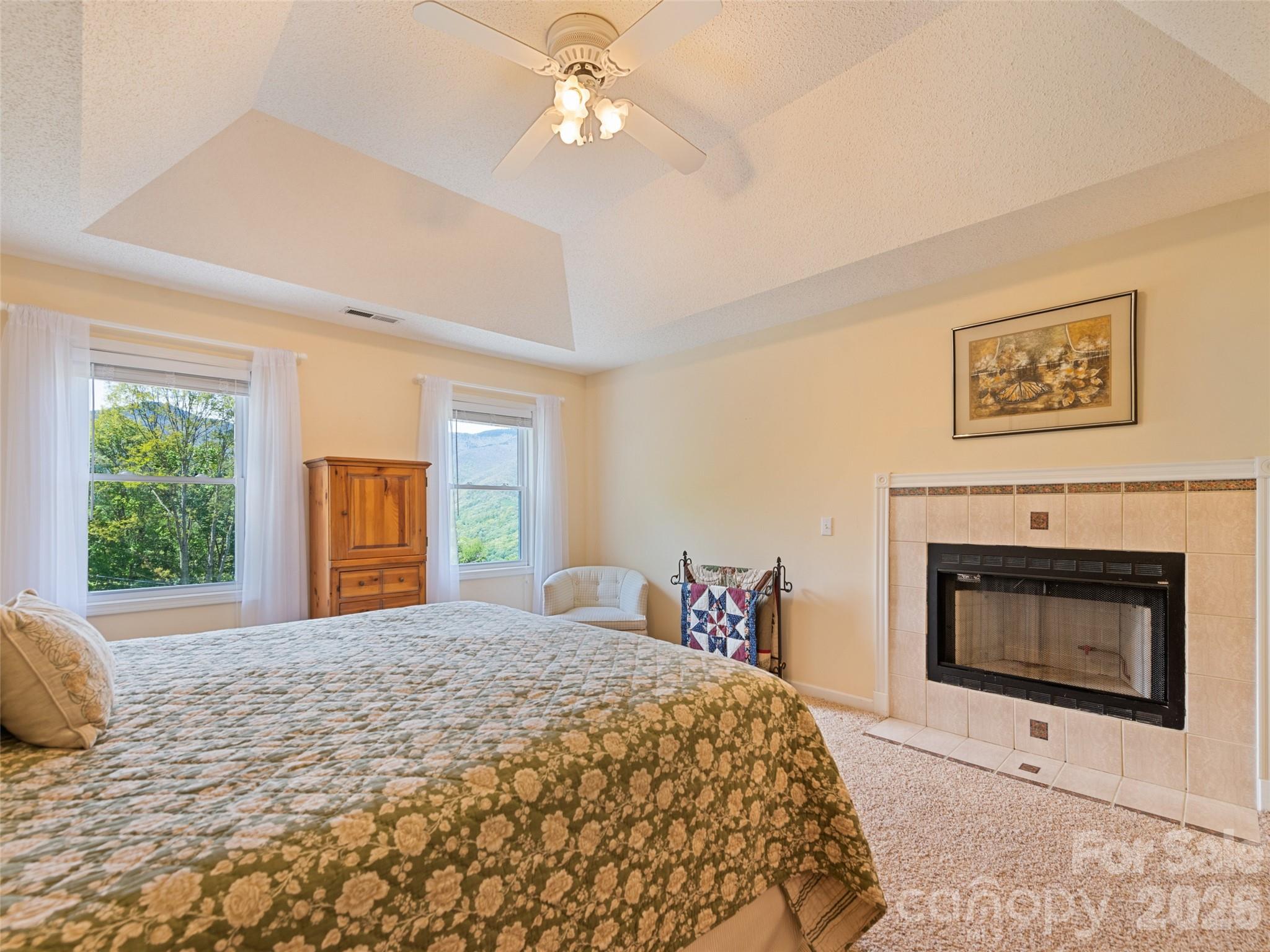 831 Red Bank Road — Waynesville