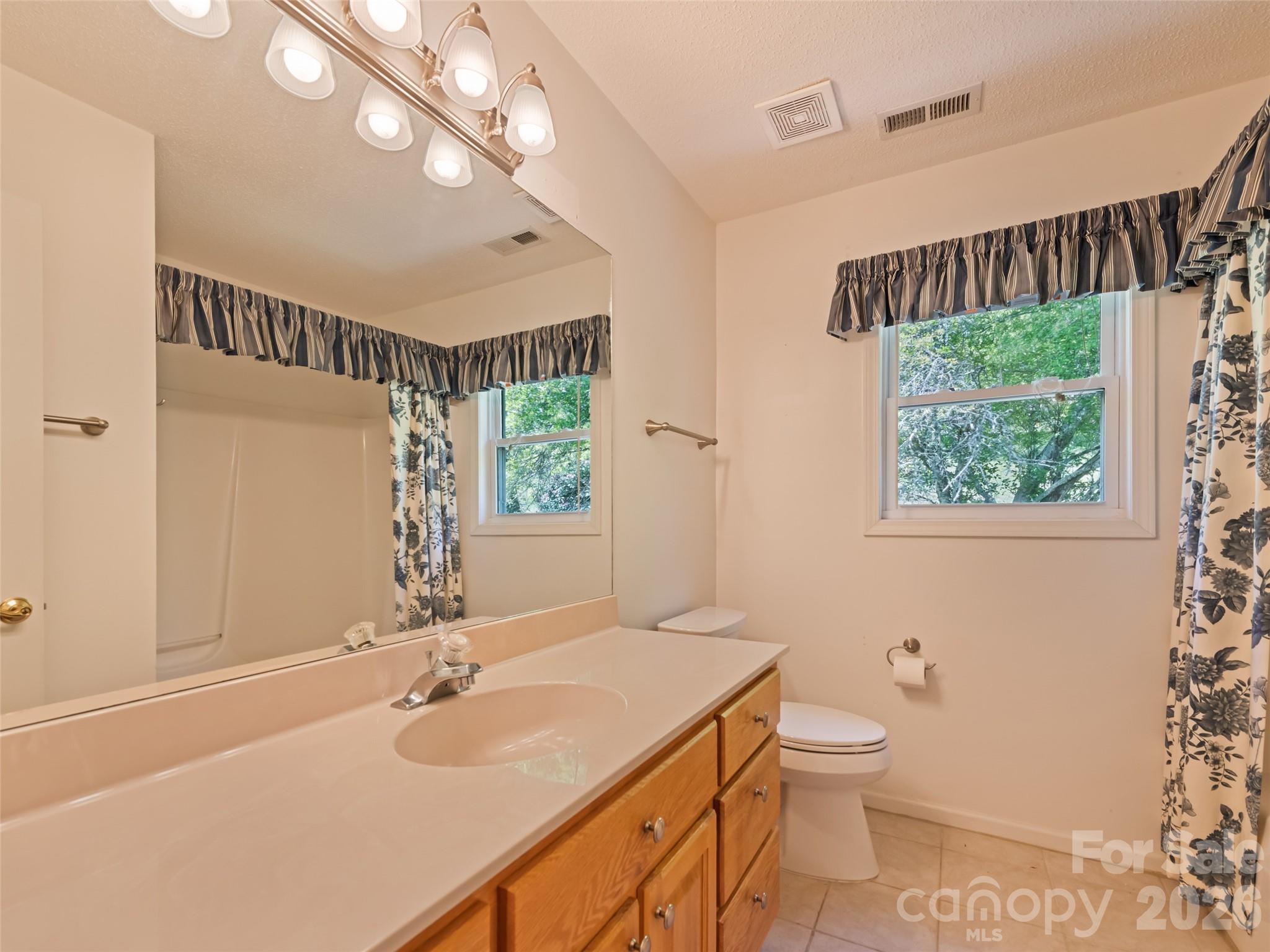 831 Red Bank Road — Waynesville