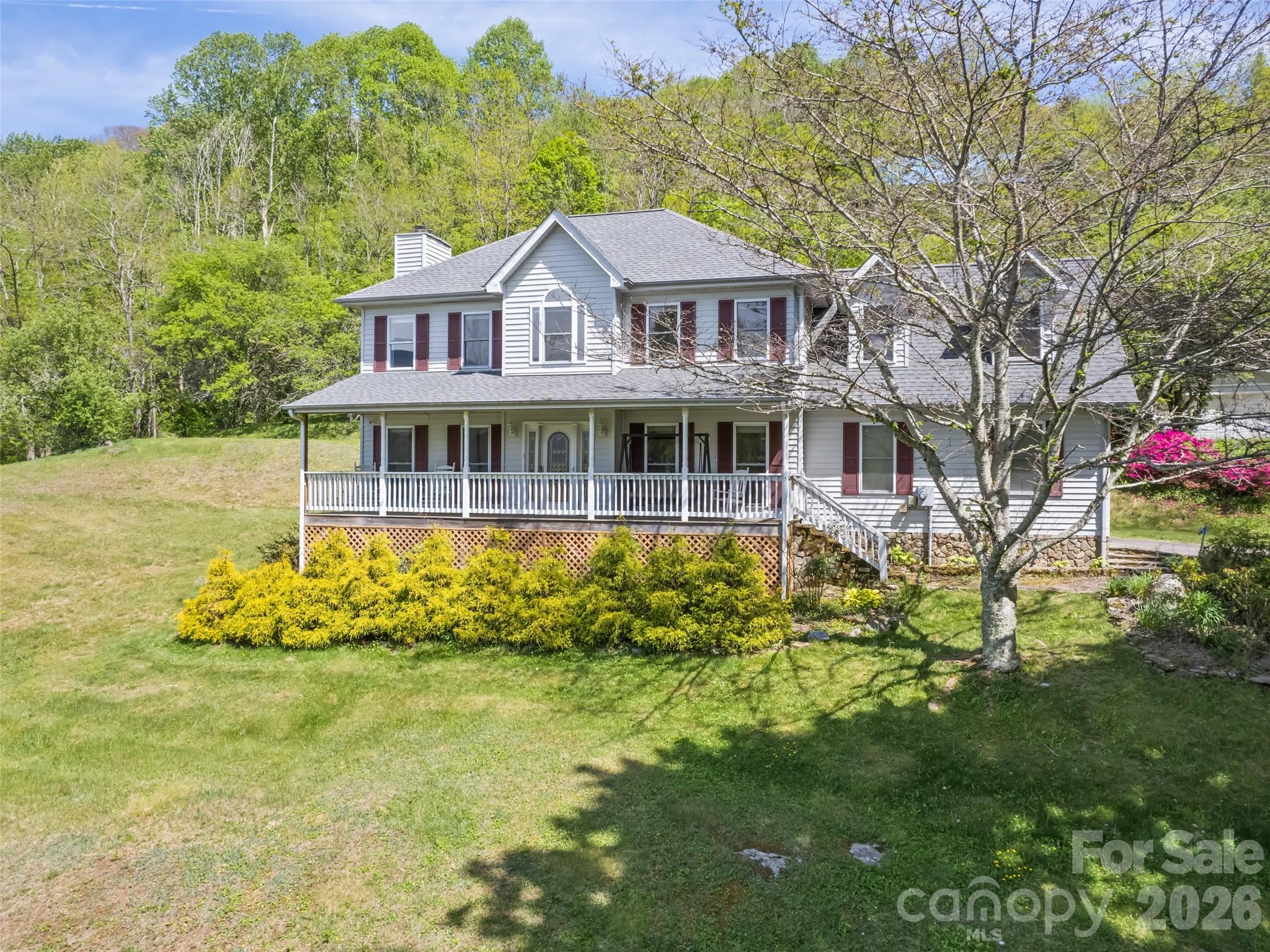 831 Red Bank Road — Waynesville