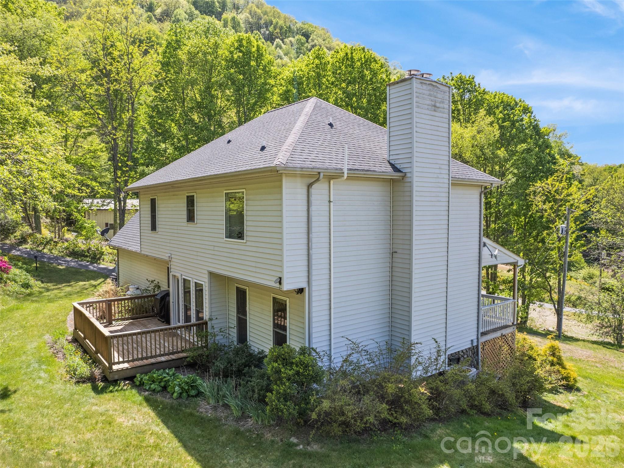 831 Red Bank Road — Waynesville