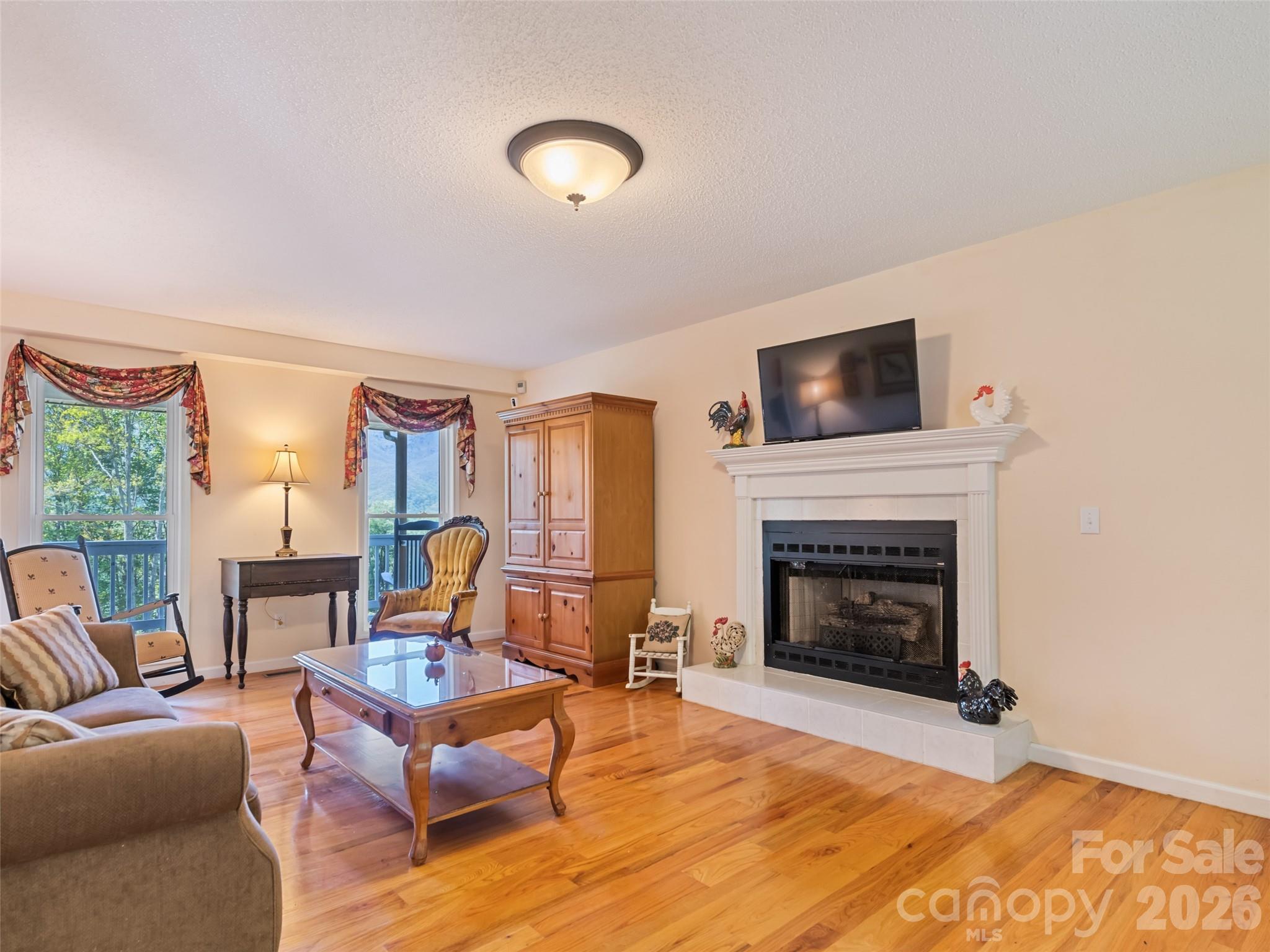 831 Red Bank Road — Waynesville