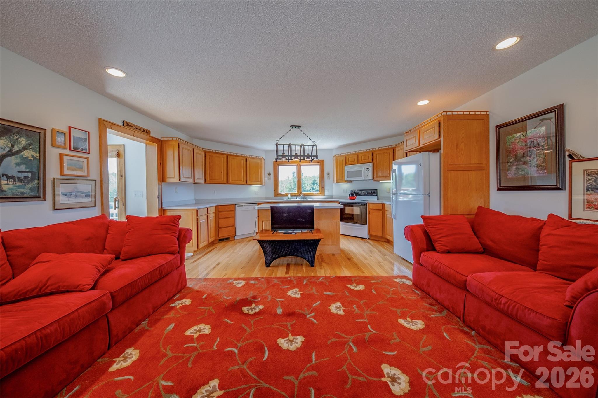 216 Deer Track Lane — Sparta