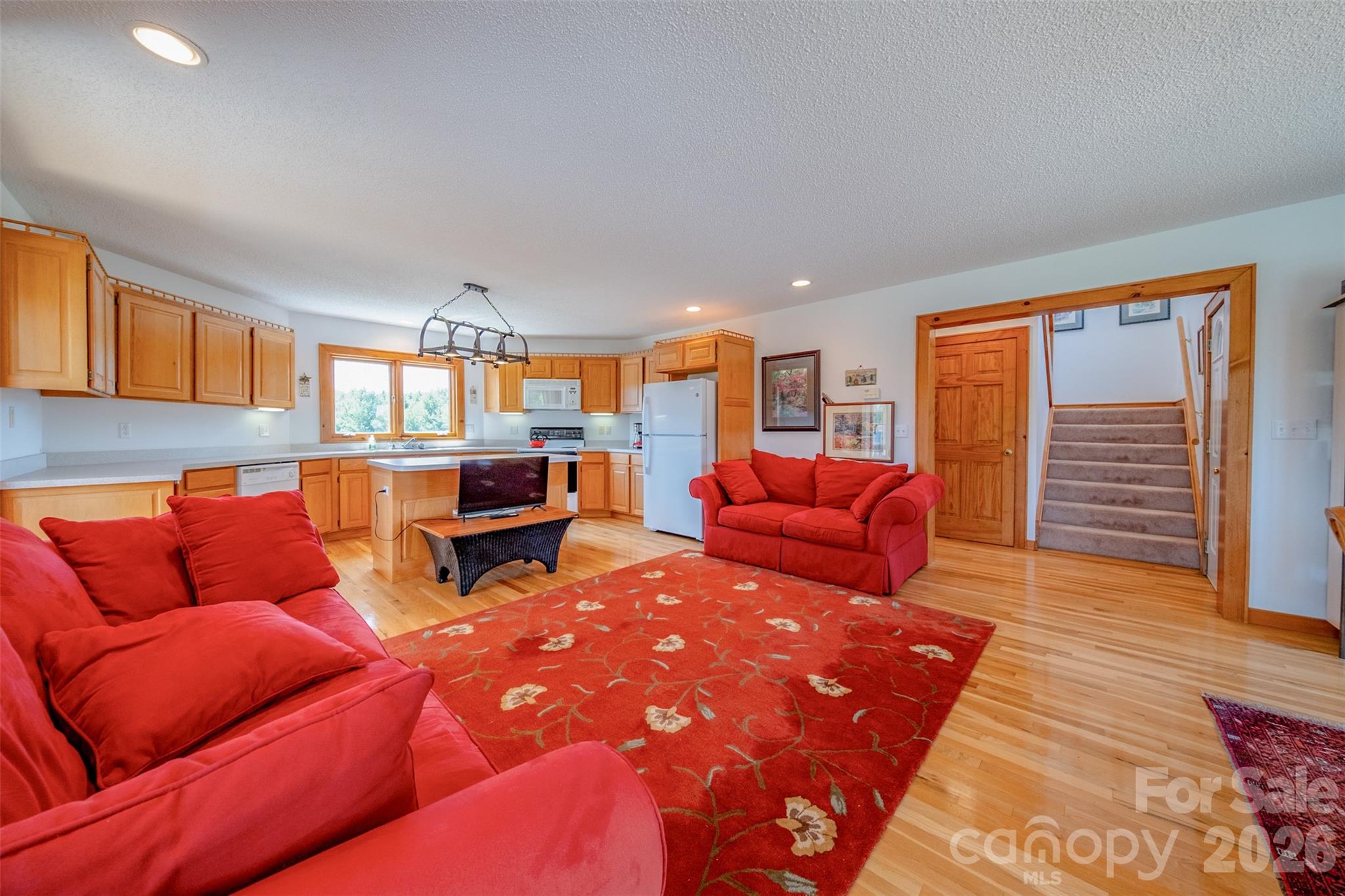 216 Deer Track Lane — Sparta