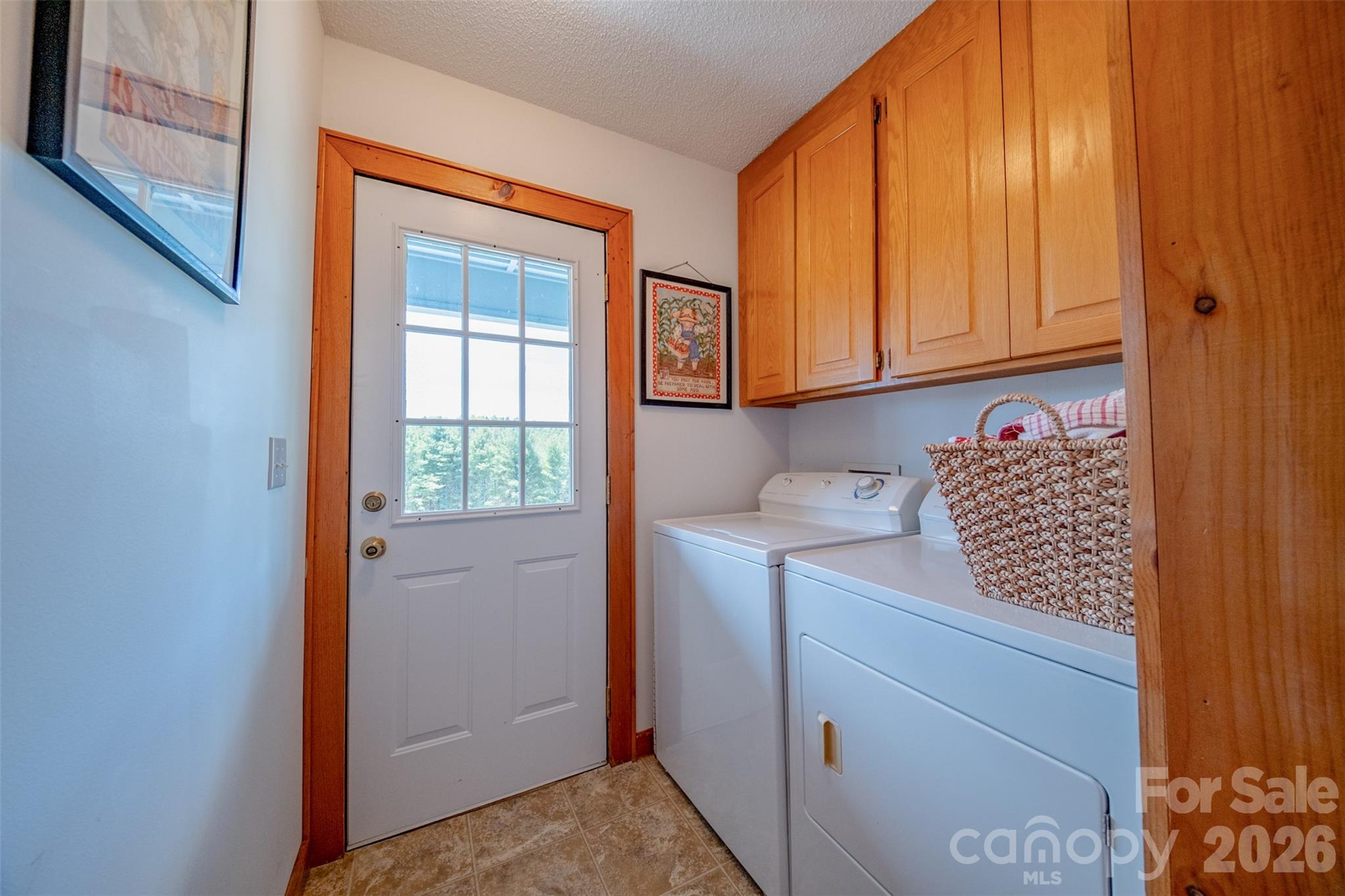 216 Deer Track Lane — Sparta