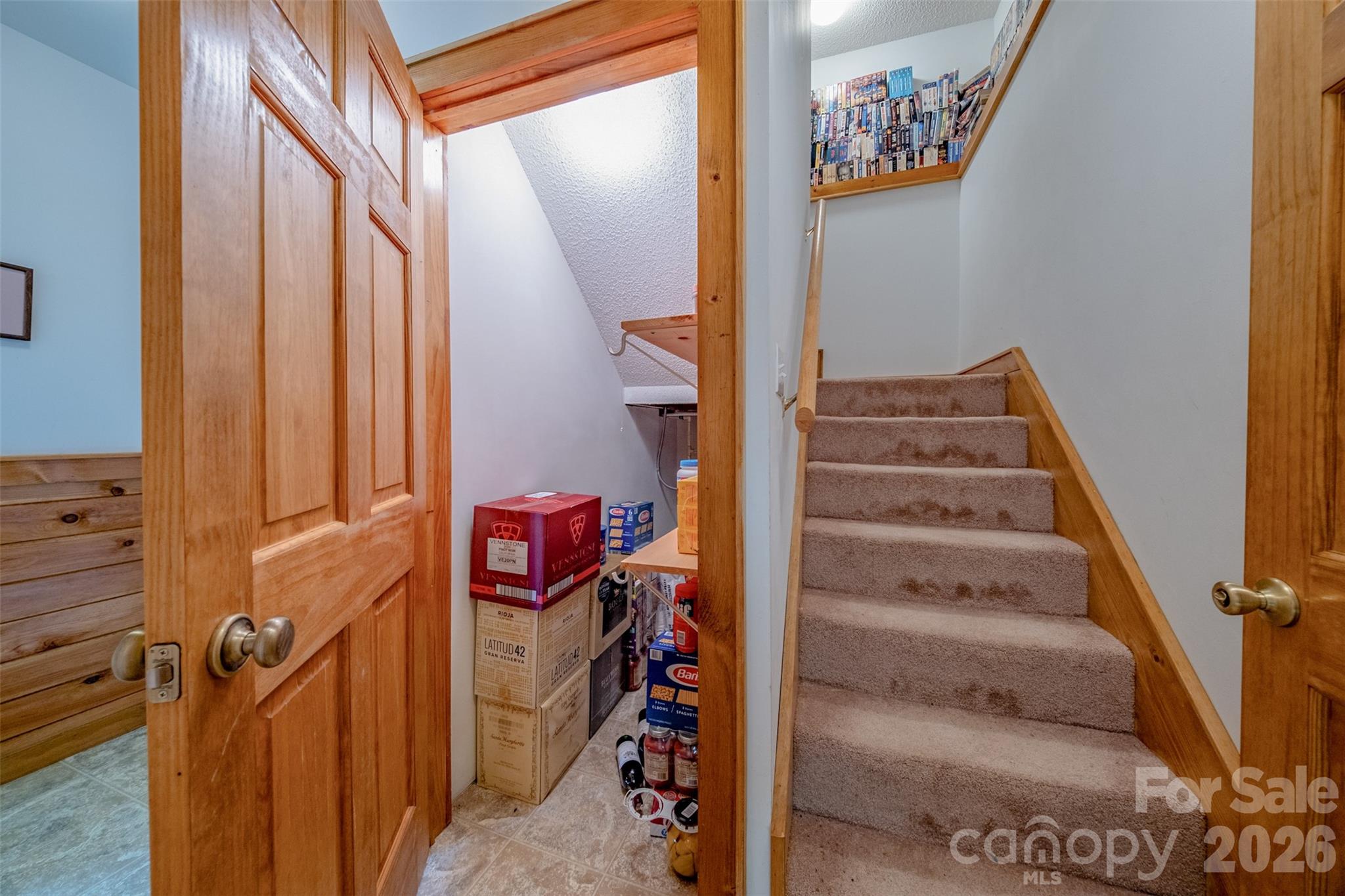 216 Deer Track Lane — Sparta
