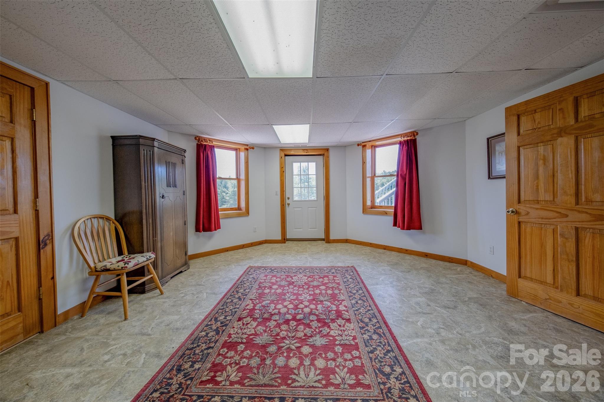 216 Deer Track Lane — Sparta