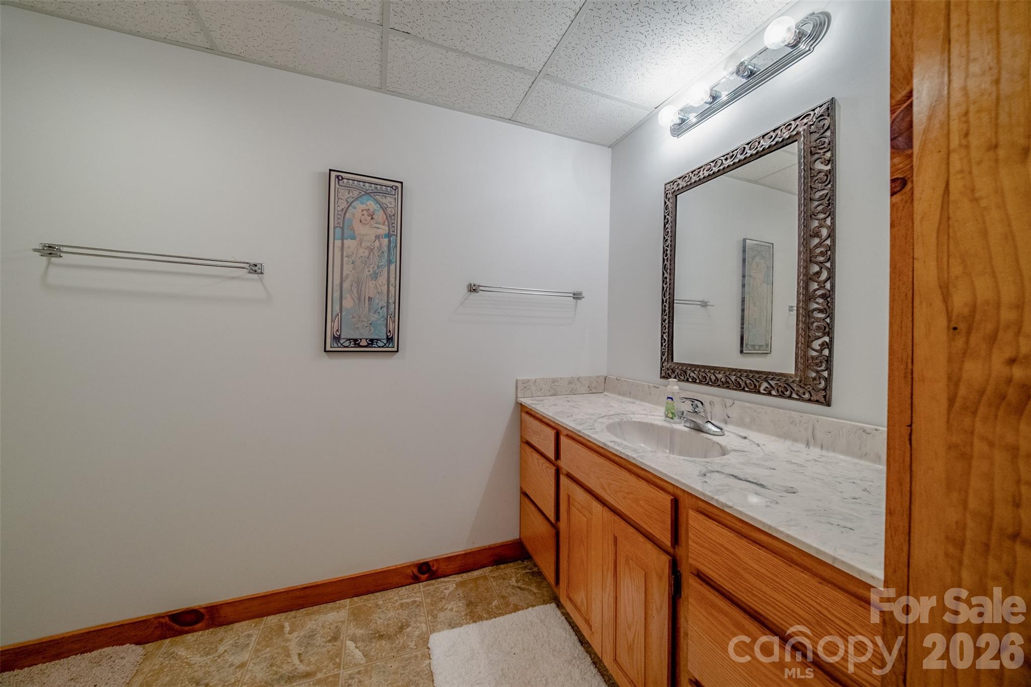 216 Deer Track Lane — Sparta