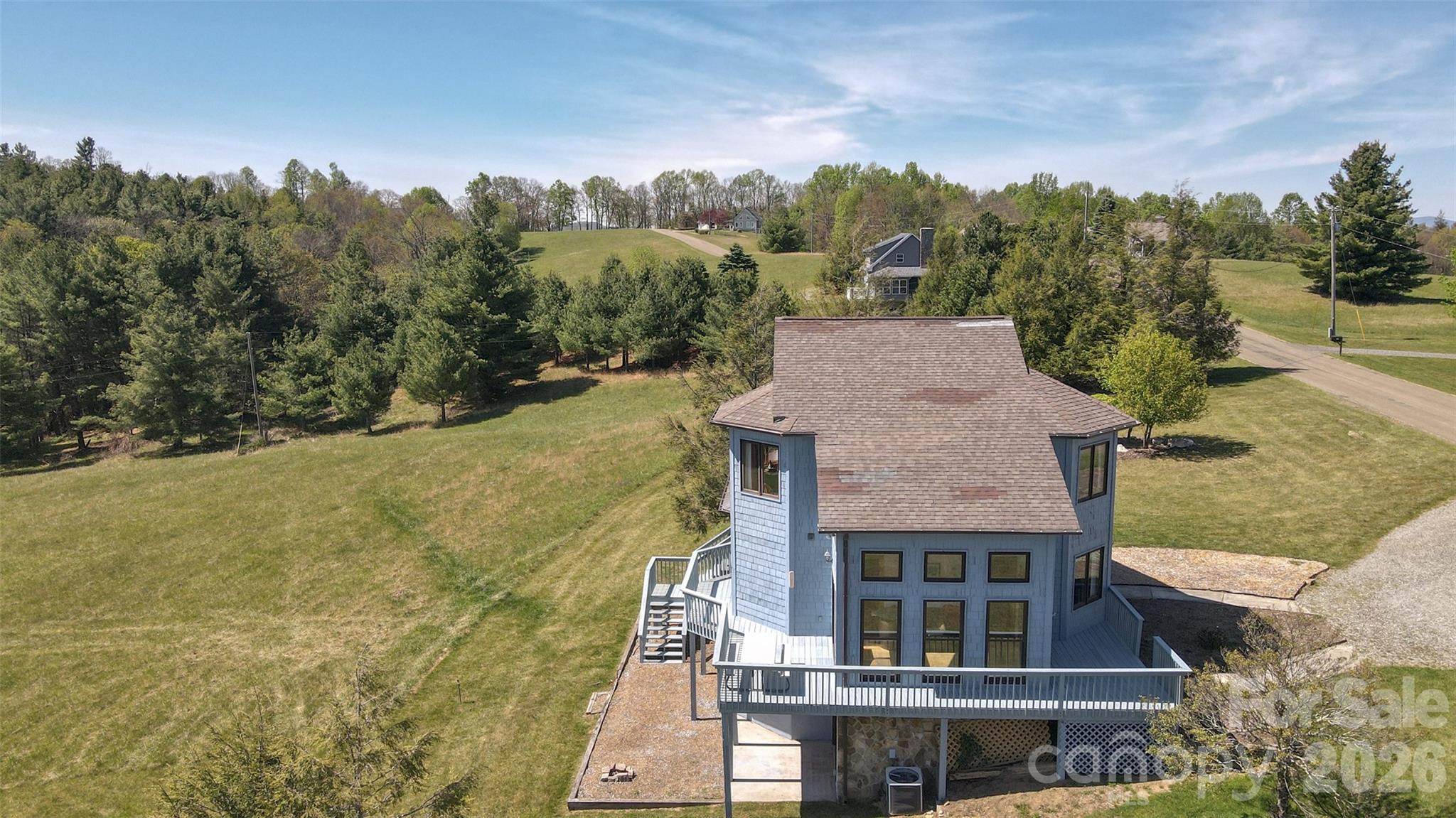 216 Deer Track Lane — Sparta