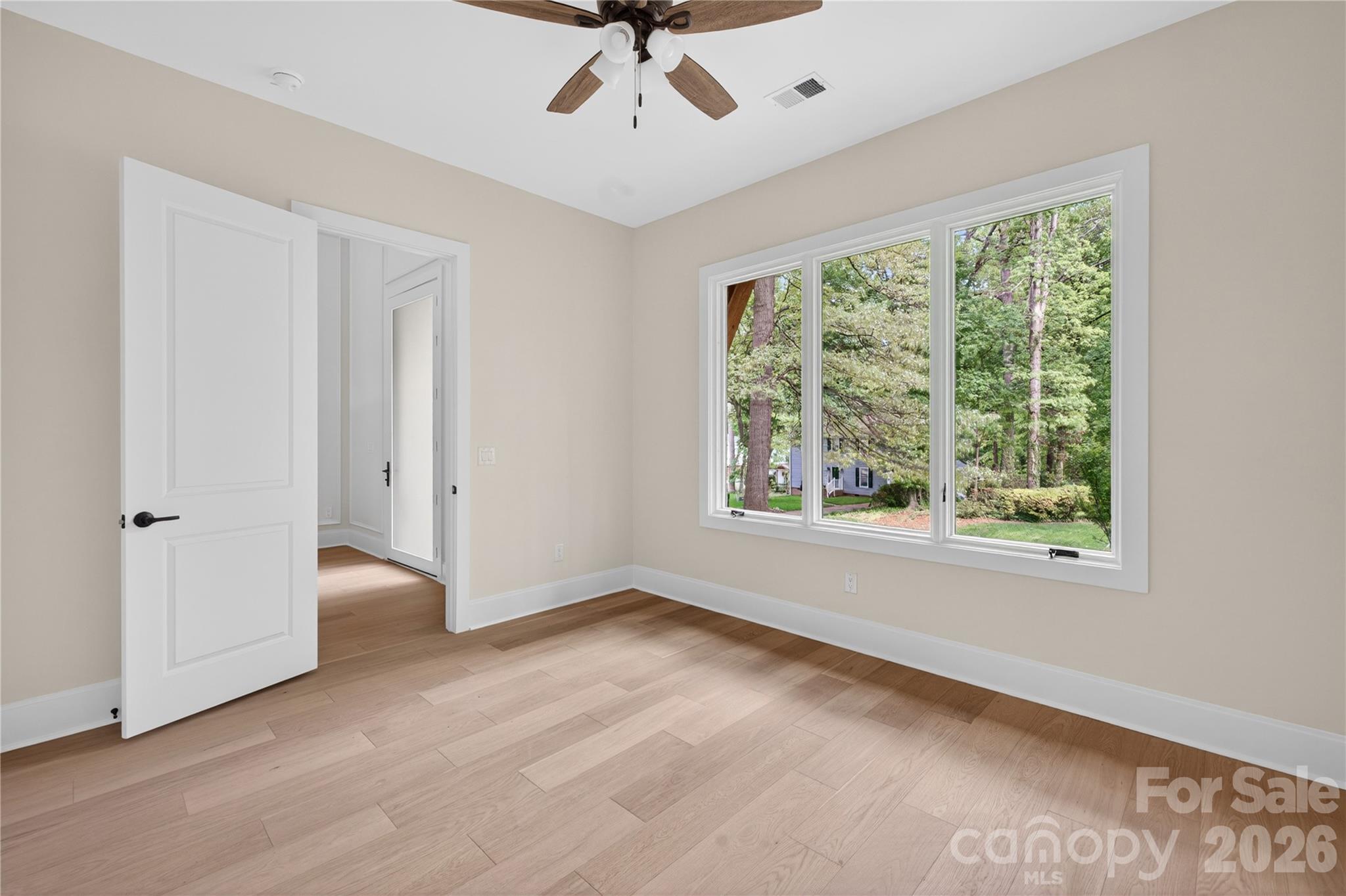 1600 E Barden Road — Charlotte