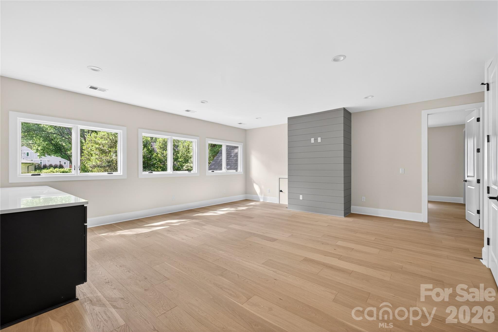 1600 E Barden Road — Charlotte