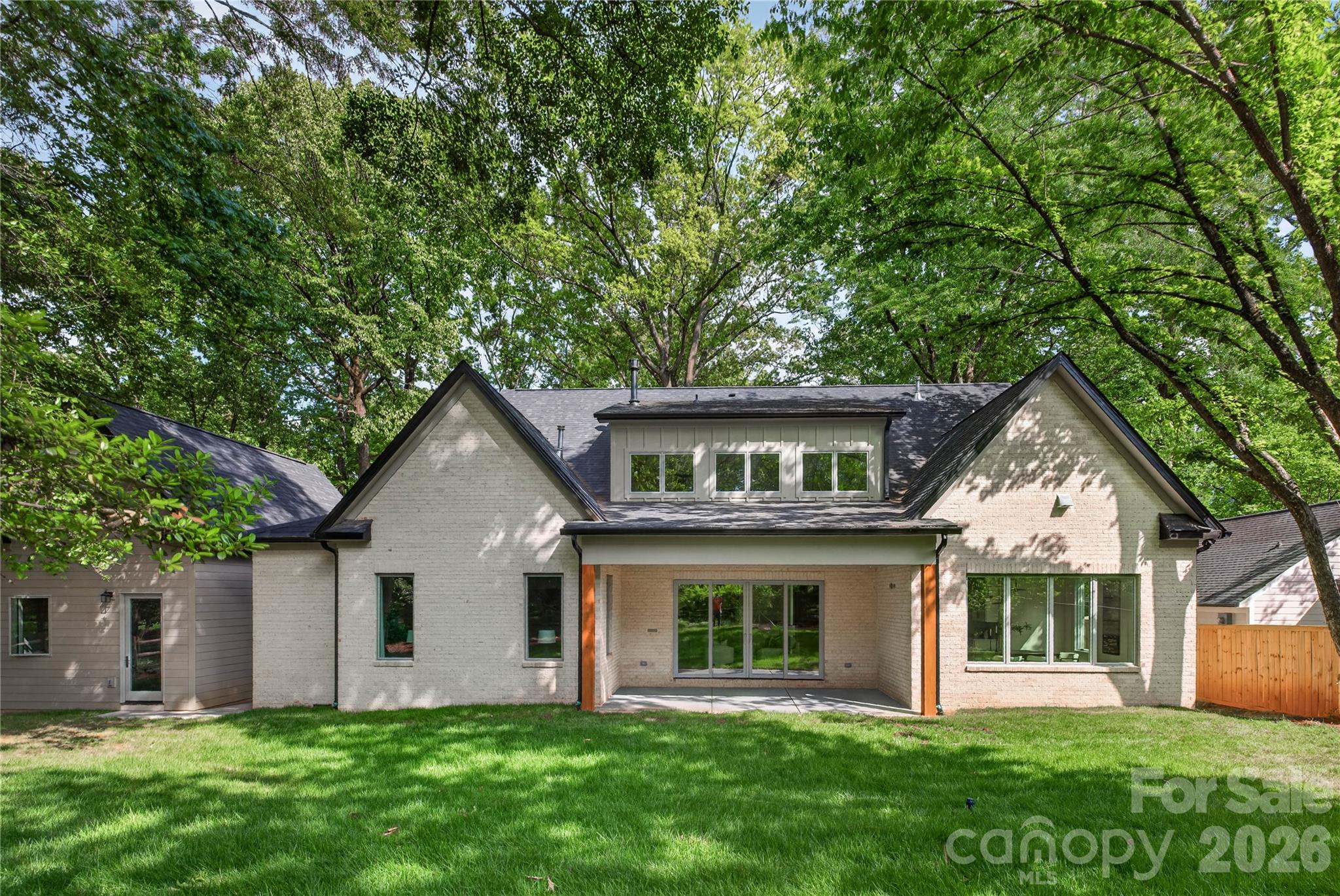 1600 E Barden Road — Charlotte