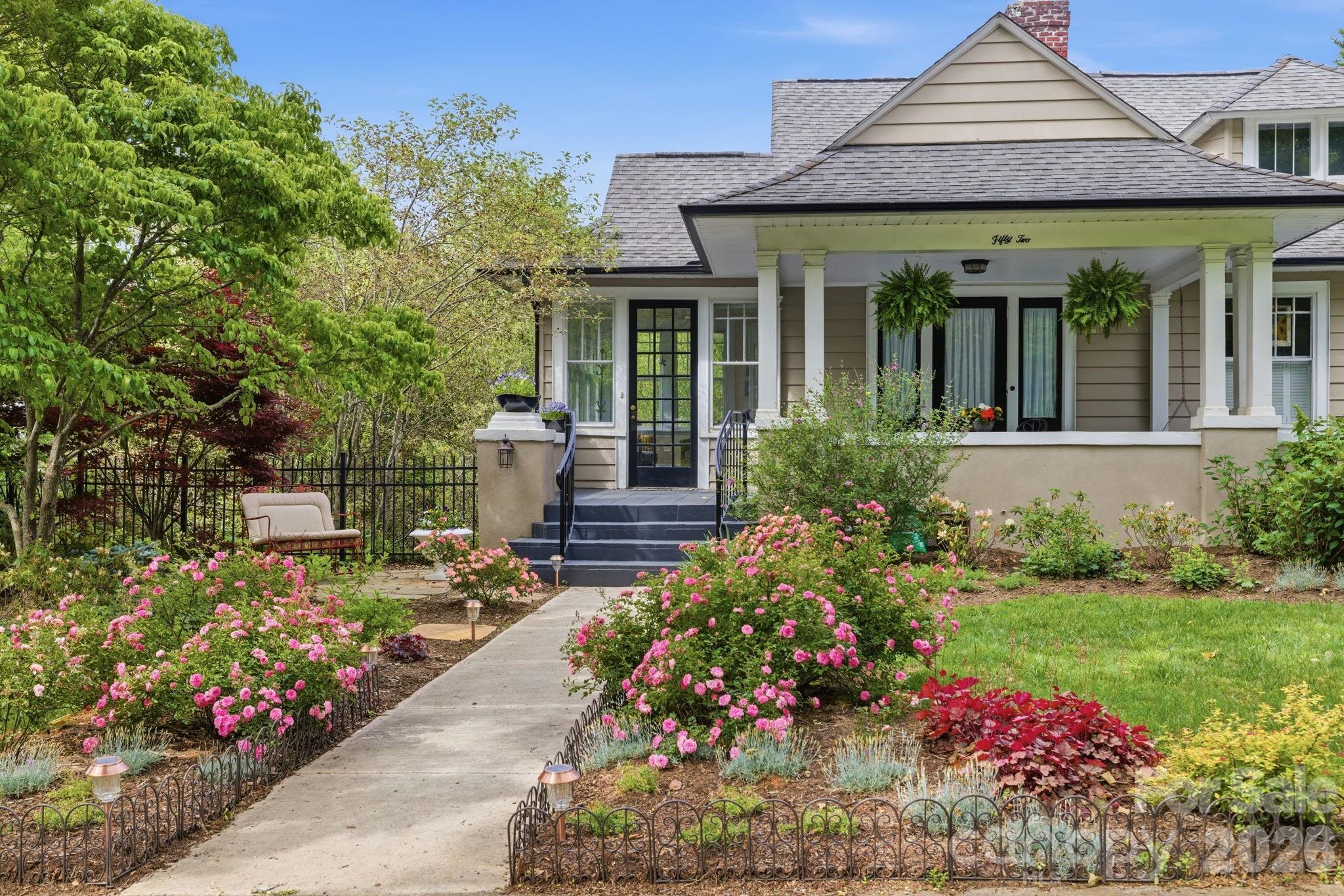 52 Edwin Place — Asheville
