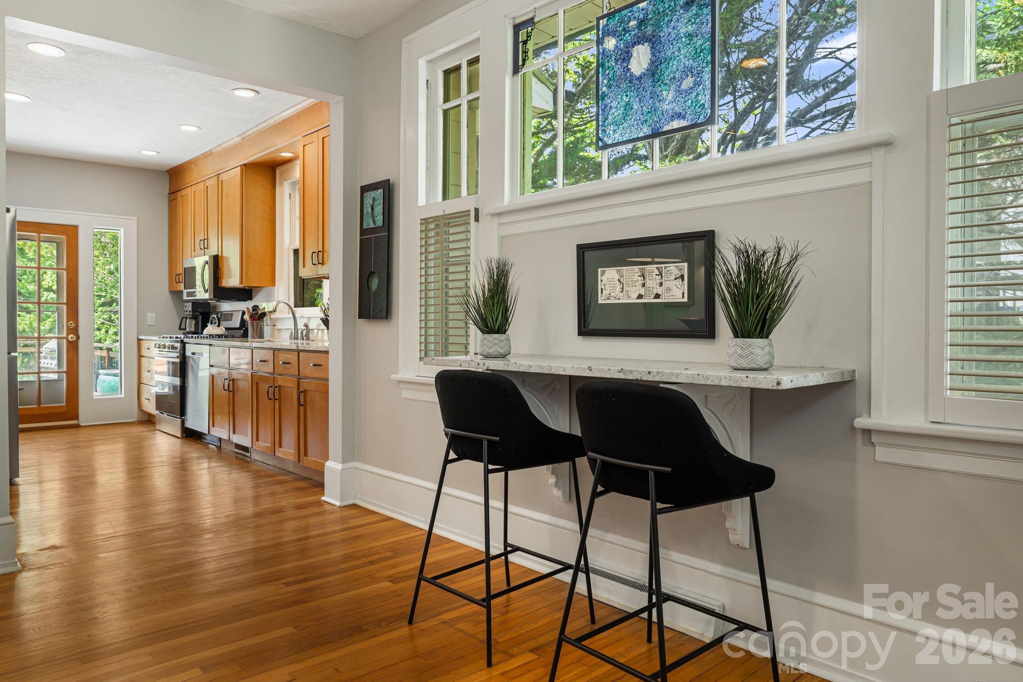 52 Edwin Place — Asheville