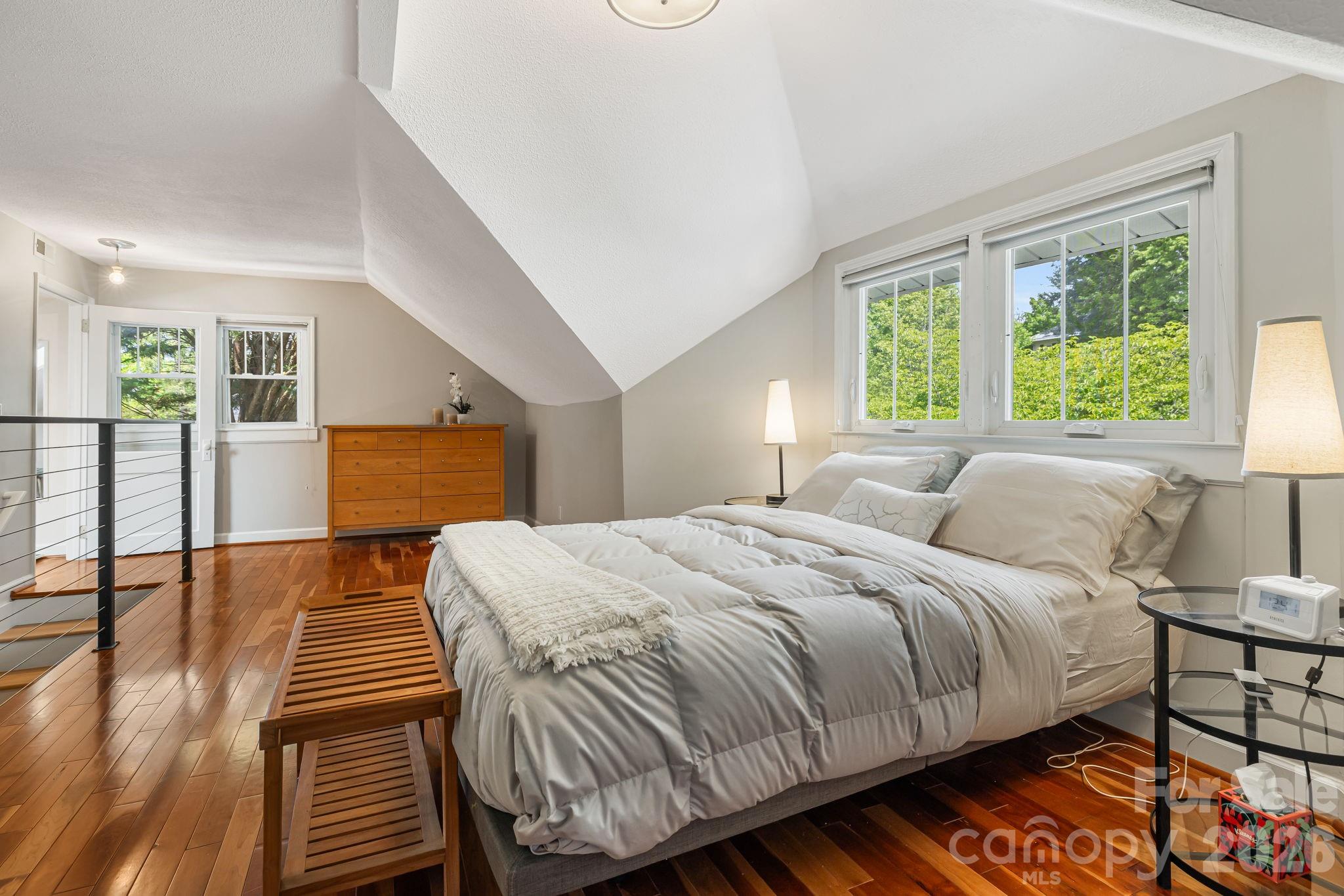 52 Edwin Place — Asheville